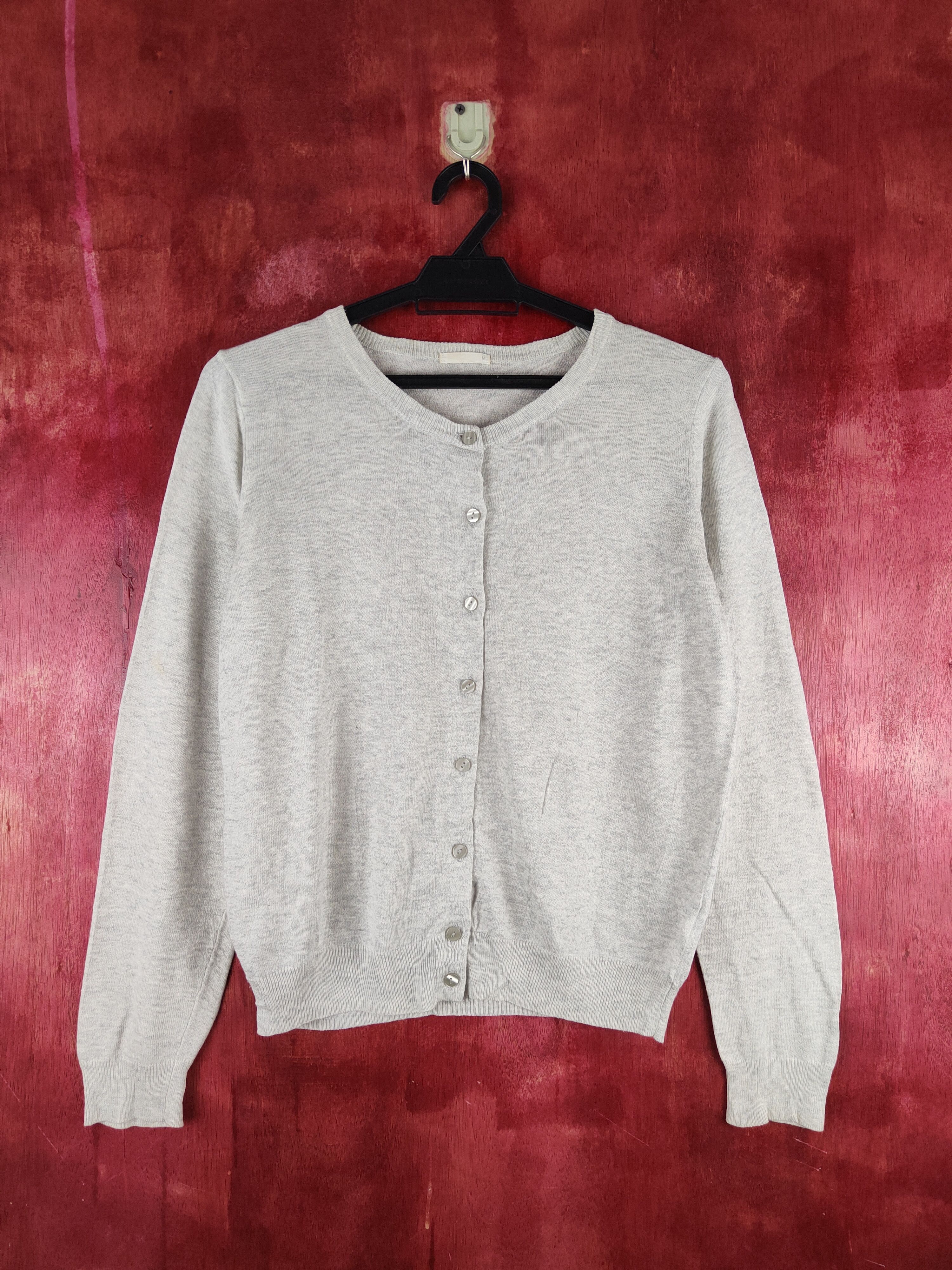 image of Gray Knitwear Cardigan Vintage Japan S1194 in Grey, Women's (Size Medium)