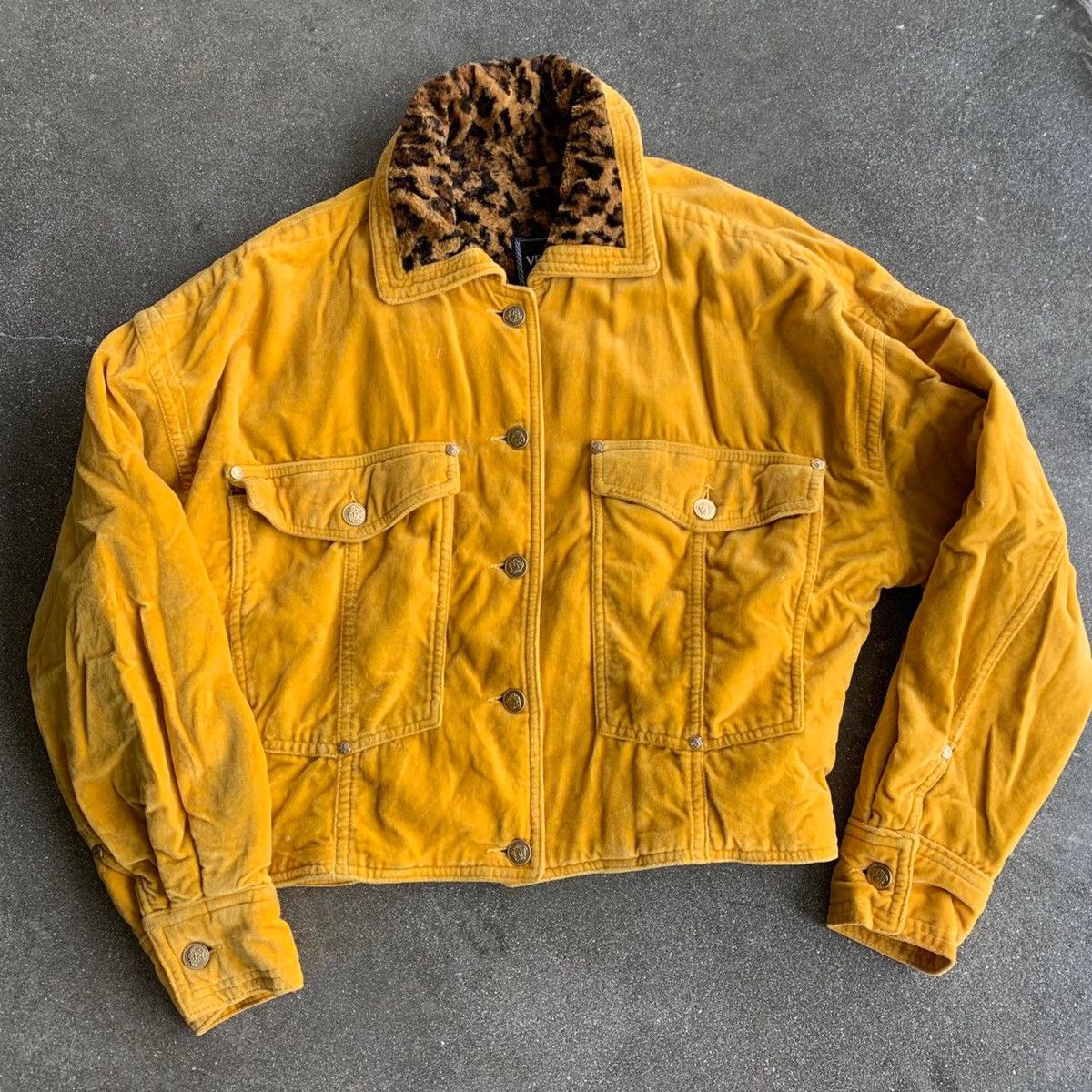 Versace VERSACE • RARE VINTAGE YELLOW VELVET & LEOPARD MEDUSA JACKET Size M / US 6-8 / IT 42-44 - 1 Thumbnail