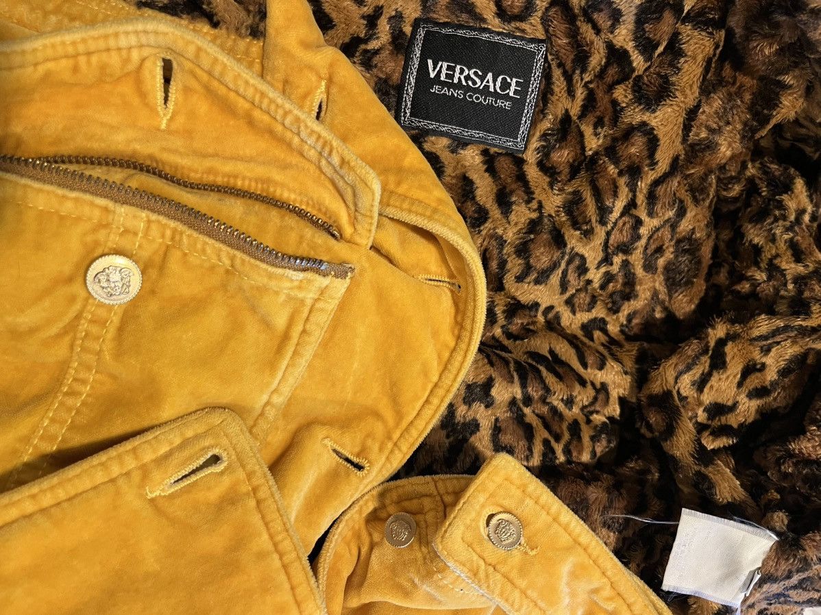 Versace VERSACE • RARE VINTAGE YELLOW VELVET & LEOPARD MEDUSA JACKET Size M / US 6-8 / IT 42-44 - 5 Thumbnail
