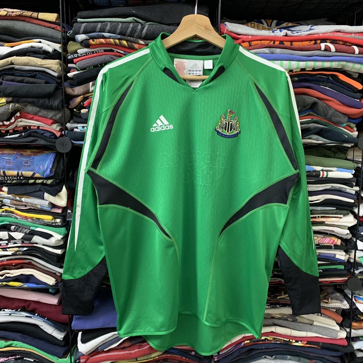 Adidas × Vintage VTG NEWCASTLE UNITED 03/05 KIT (SHAY GIVEN) Size US M / EU 48-50 / 2 - 1 Thumbnail