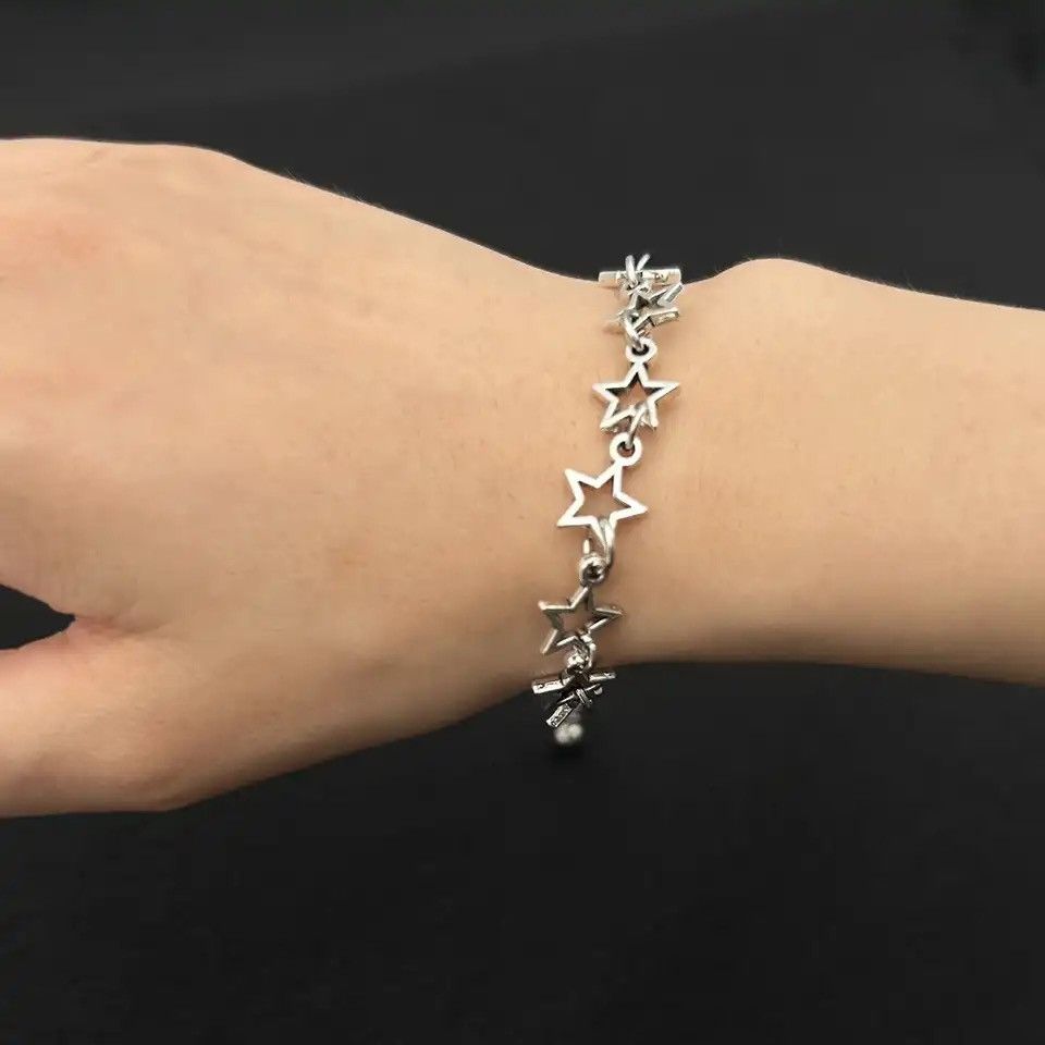Japanese Brand × Jewelry Y2K Silver Star Bracelet Size ONE SIZE - 4 Thumbnail