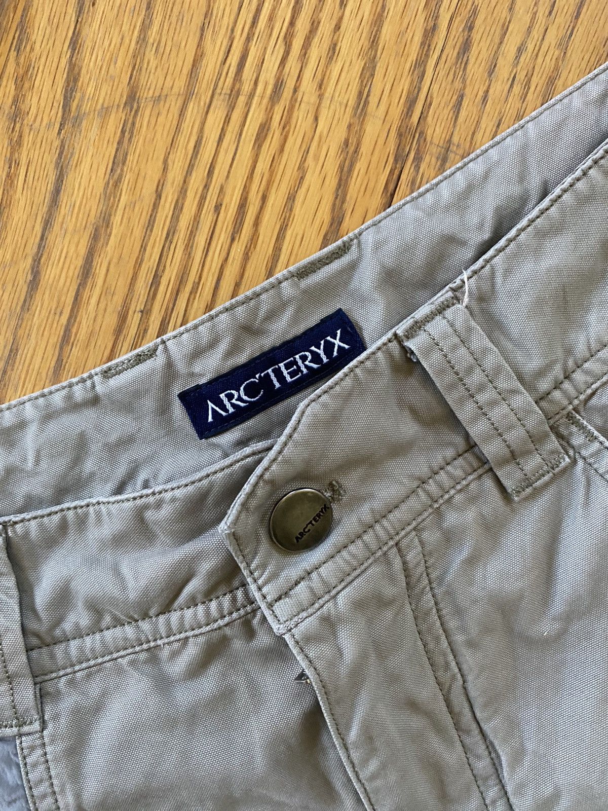 Arc'teryx Arcteryx shorts Size US 32 / EU 48 - 2 Thumbnail