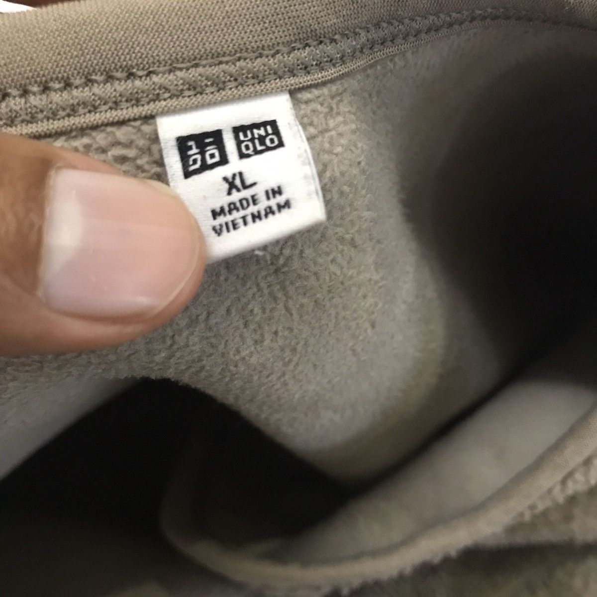 Uniqlo heavy sherpa button up jacket for women Size ONE SIZE - 5 Thumbnail