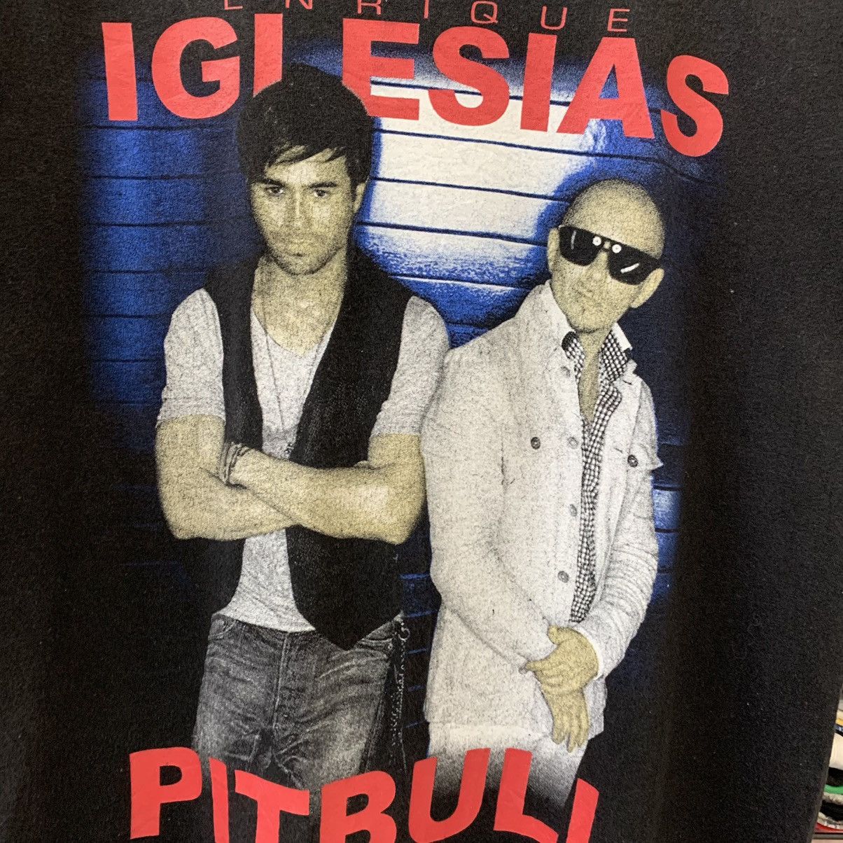Band Tees × Rap Tees TOUR TEE ENRIQUE IGLESIAS x PITBULL Size US M / EU 48-50 / 2 - 3 Thumbnail
