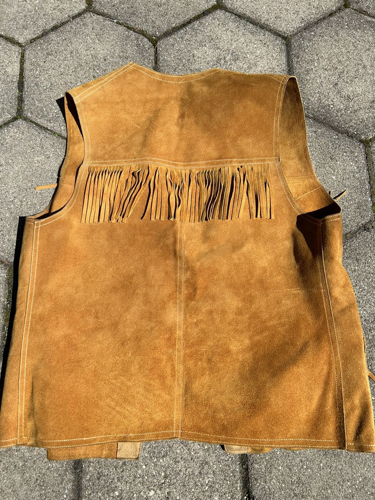 Japanese Brand × Vintage Vintage Suede Fringe Vest Rare 60s 70s Size US M / EU 48-50 / 2 - 4 Thumbnail