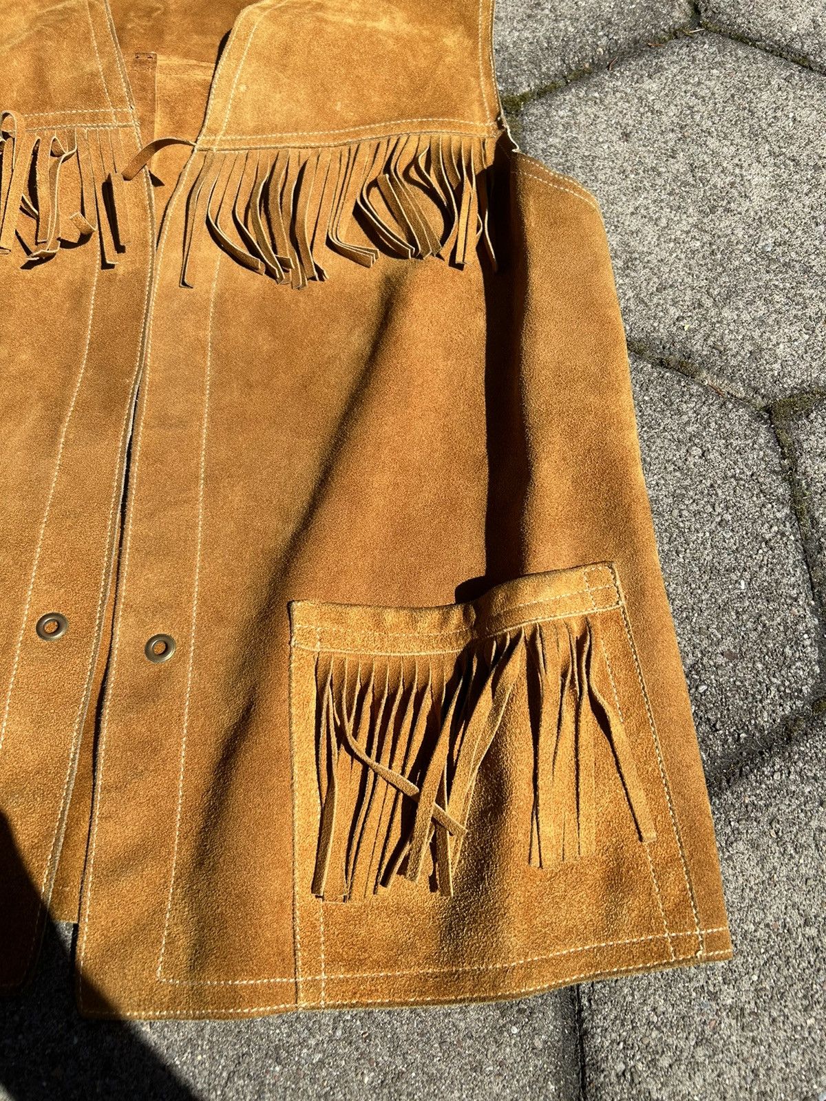 Japanese Brand × Vintage Vintage Suede Fringe Vest Rare 60s 70s Size US M / EU 48-50 / 2 - 3 Thumbnail