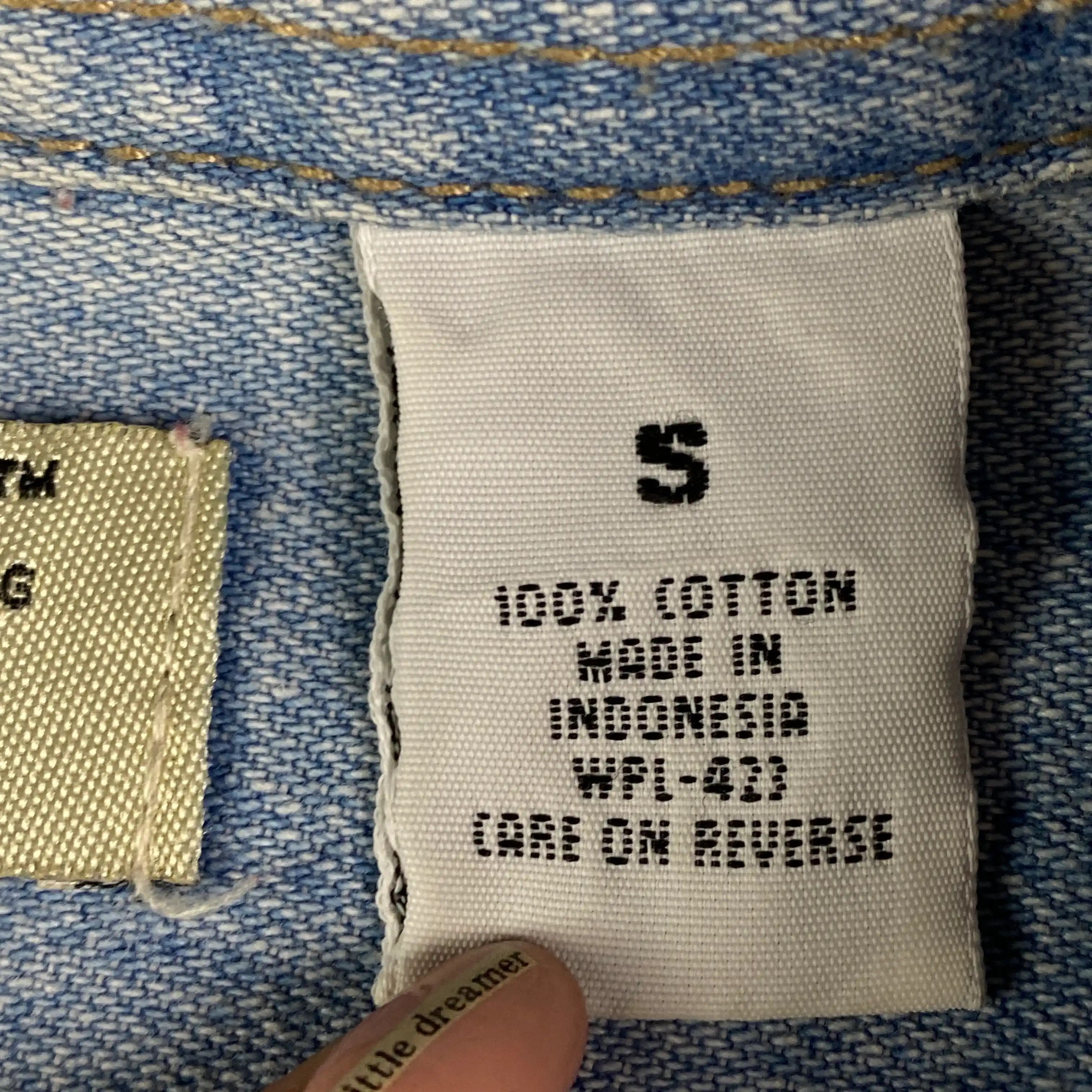 Levi's Mens Denim Shirt Long Sleeve Levis Vintage Size S Size US S / EU 44-46 / 1 - 7 Thumbnail