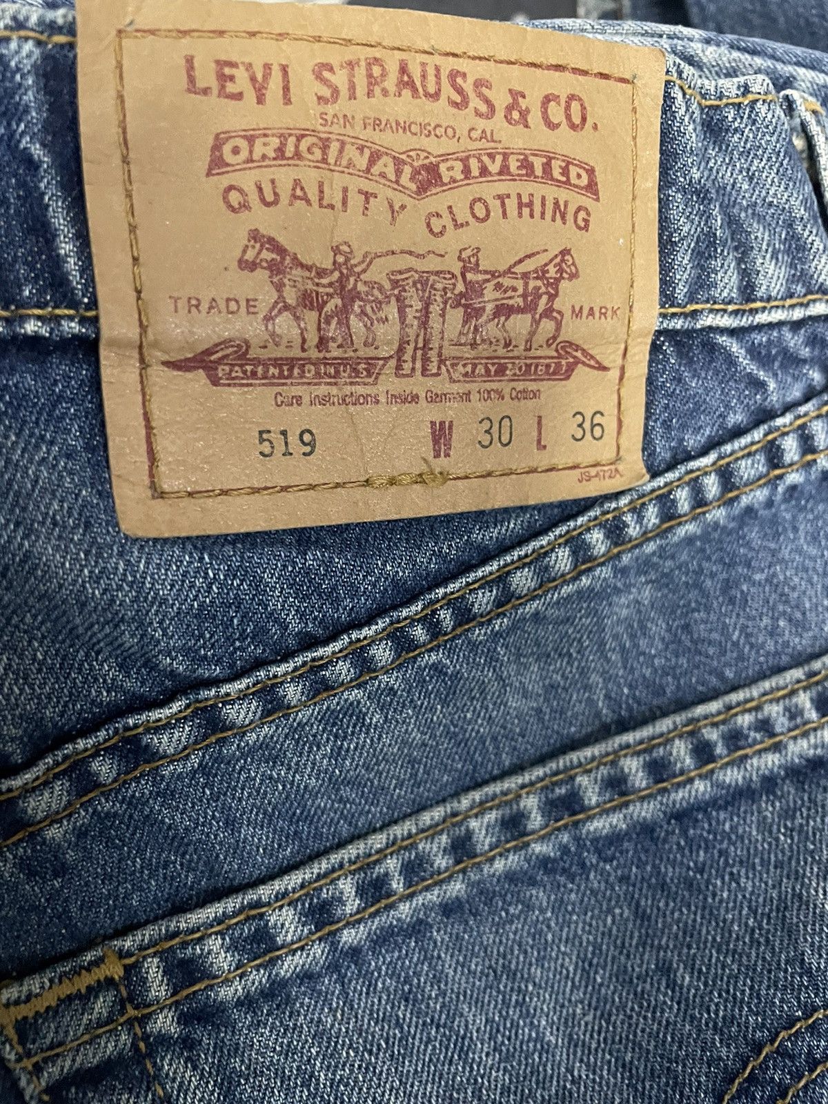 Levi's Vintage Clothing Vintage Levi’s 519 Jeans Size US 29 - 14 Thumbnail
