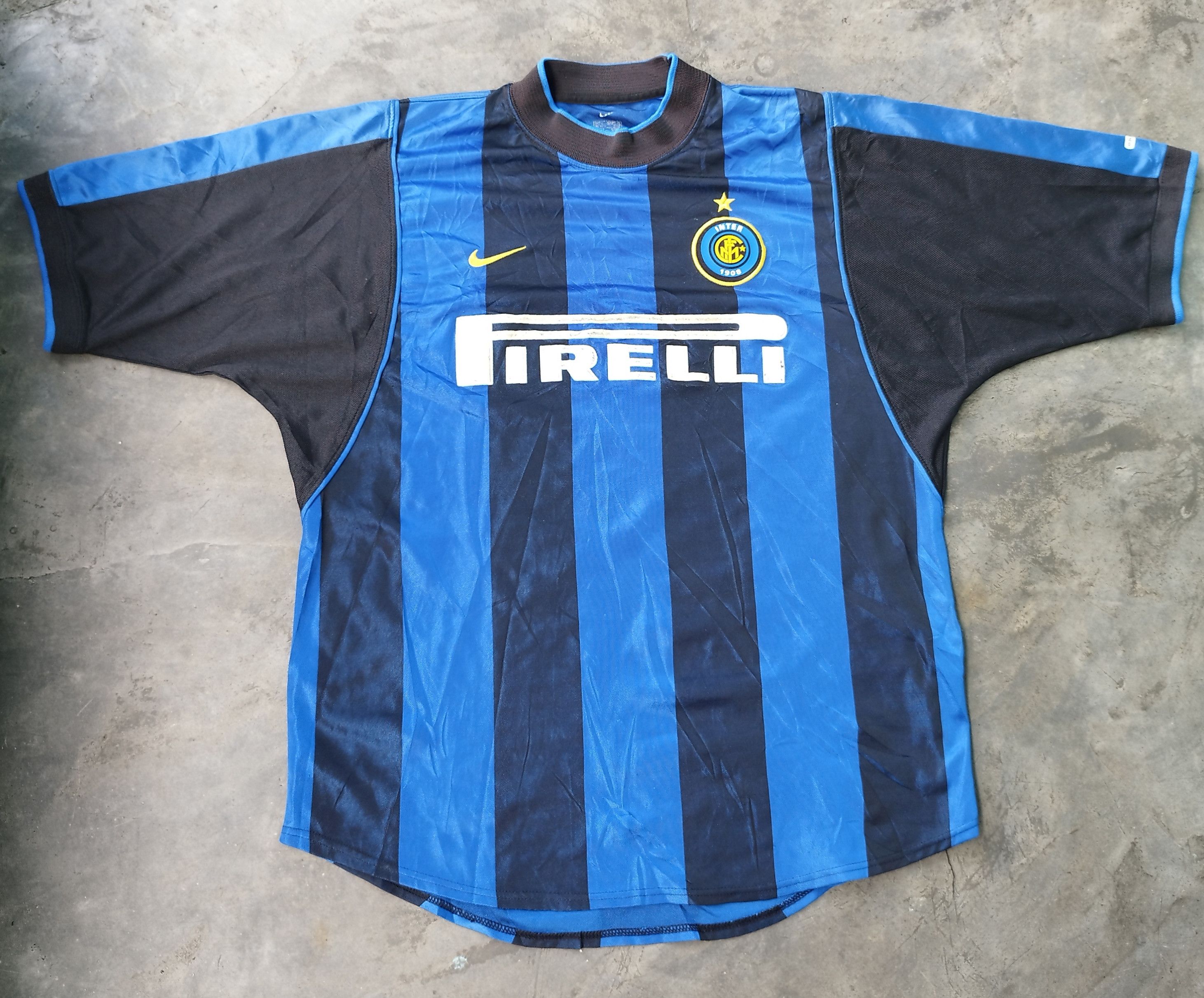Vintage jersey inter milan 2000 2001 home - Main Image