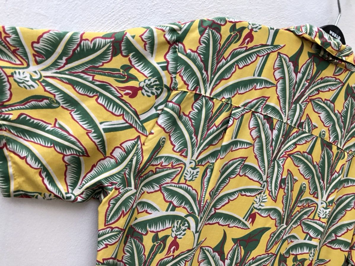 Diamond Head 80s Diamond Head Banana Leaves Hula Girl Rayon Hawaiian Size US M / EU 48-50 / 2 - 21 Thumbnail