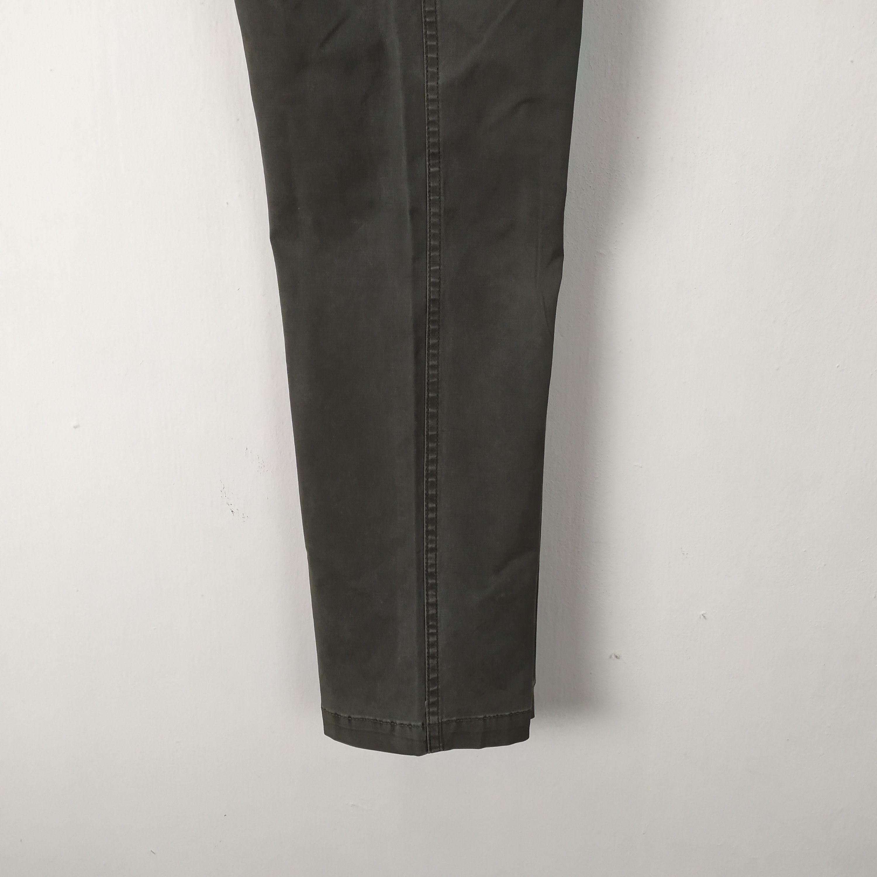 Wrangler WRANGLER CARGO PANTS MULTIPOCKET TACTICAL PANTS Size US 32 / EU 48 - 2 Thumbnail