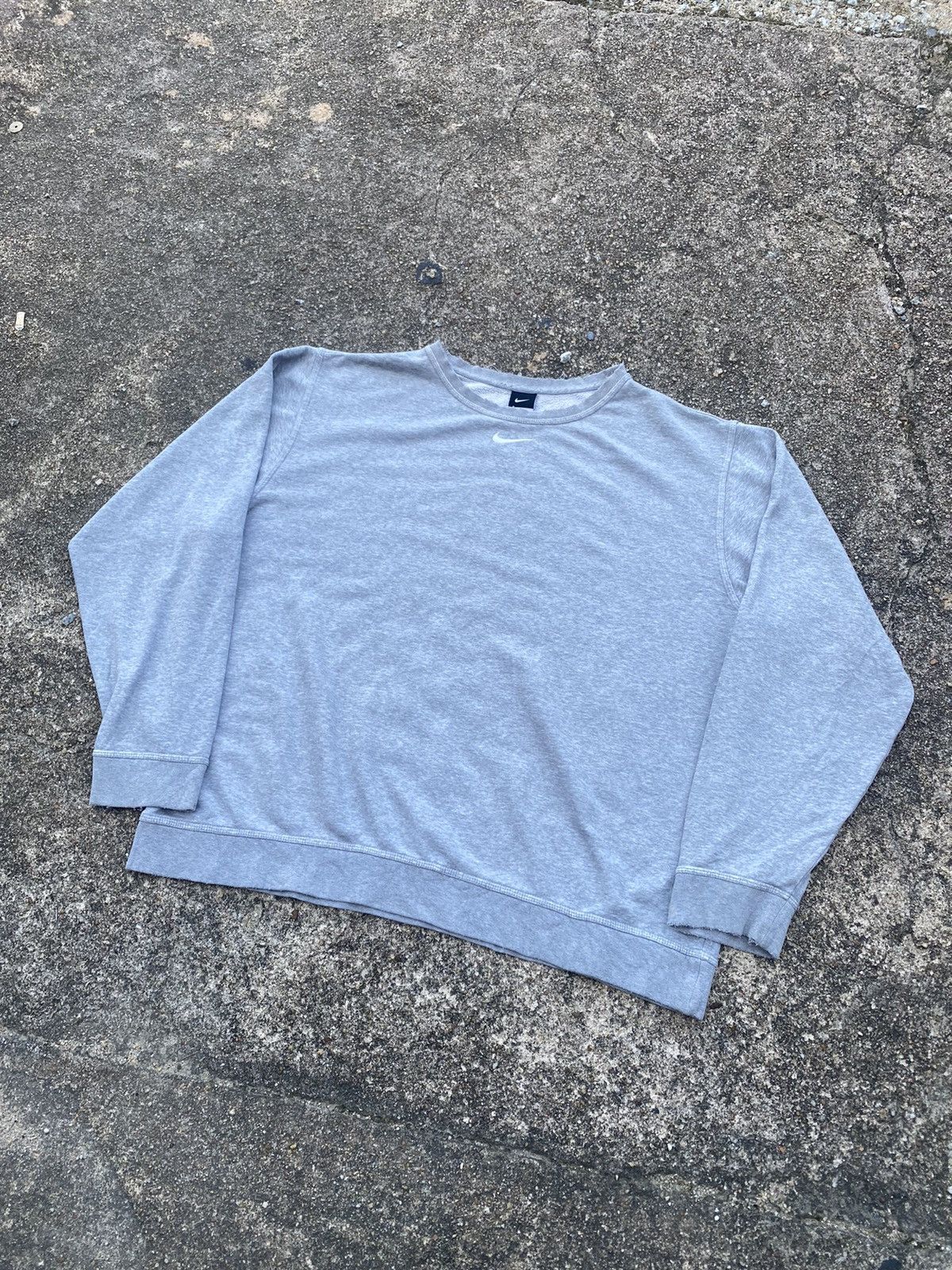 Nike Vintage Distressed Nike Center Swoosh Sweatshirt Oversized Size US XXL / EU 58 / 5 - 1 Thumbnail