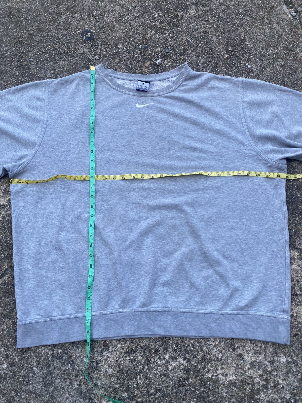 Nike Vintage Distressed Nike Center Swoosh Sweatshirt Oversized Size US XXL / EU 58 / 5 - 7 Thumbnail