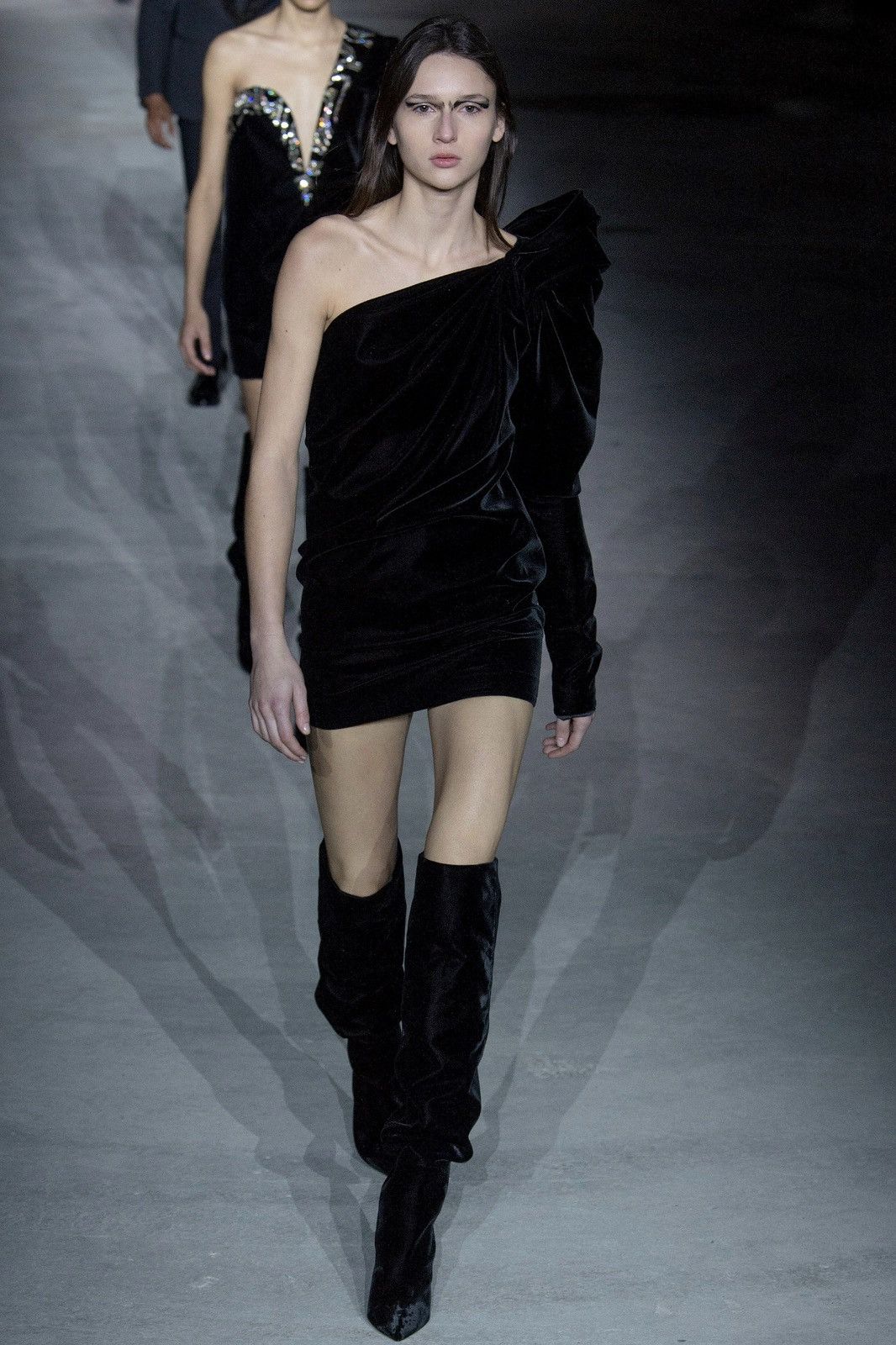 Saint Laurent Paris Fall 2017 runway black velvet dress Size XS / US 0-2 / IT 36-38 - 1 Thumbnail