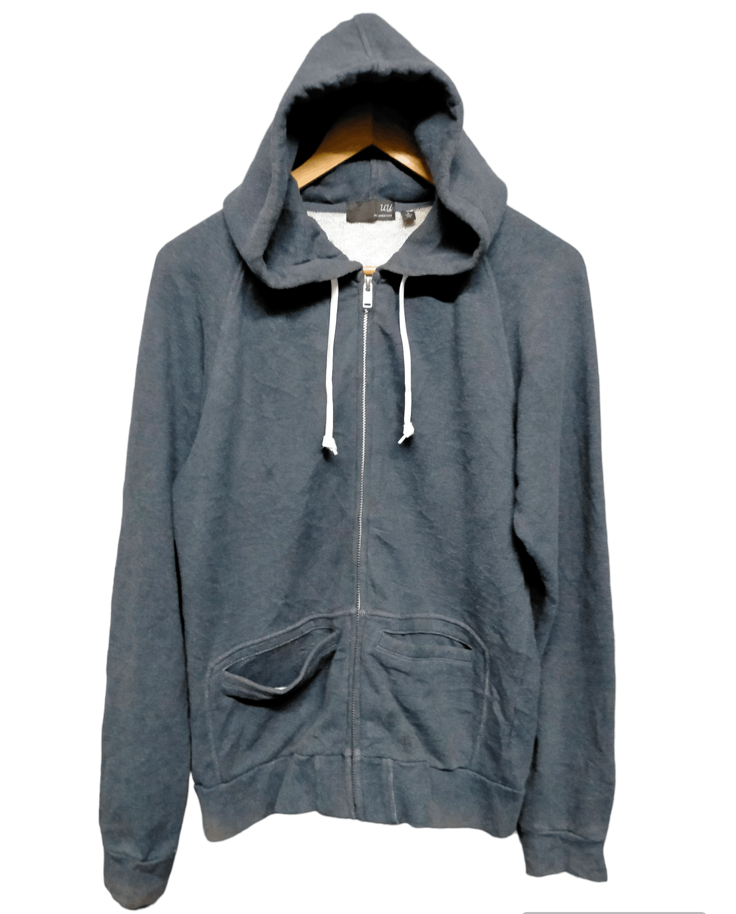 Uniqlo grey hoodie sales