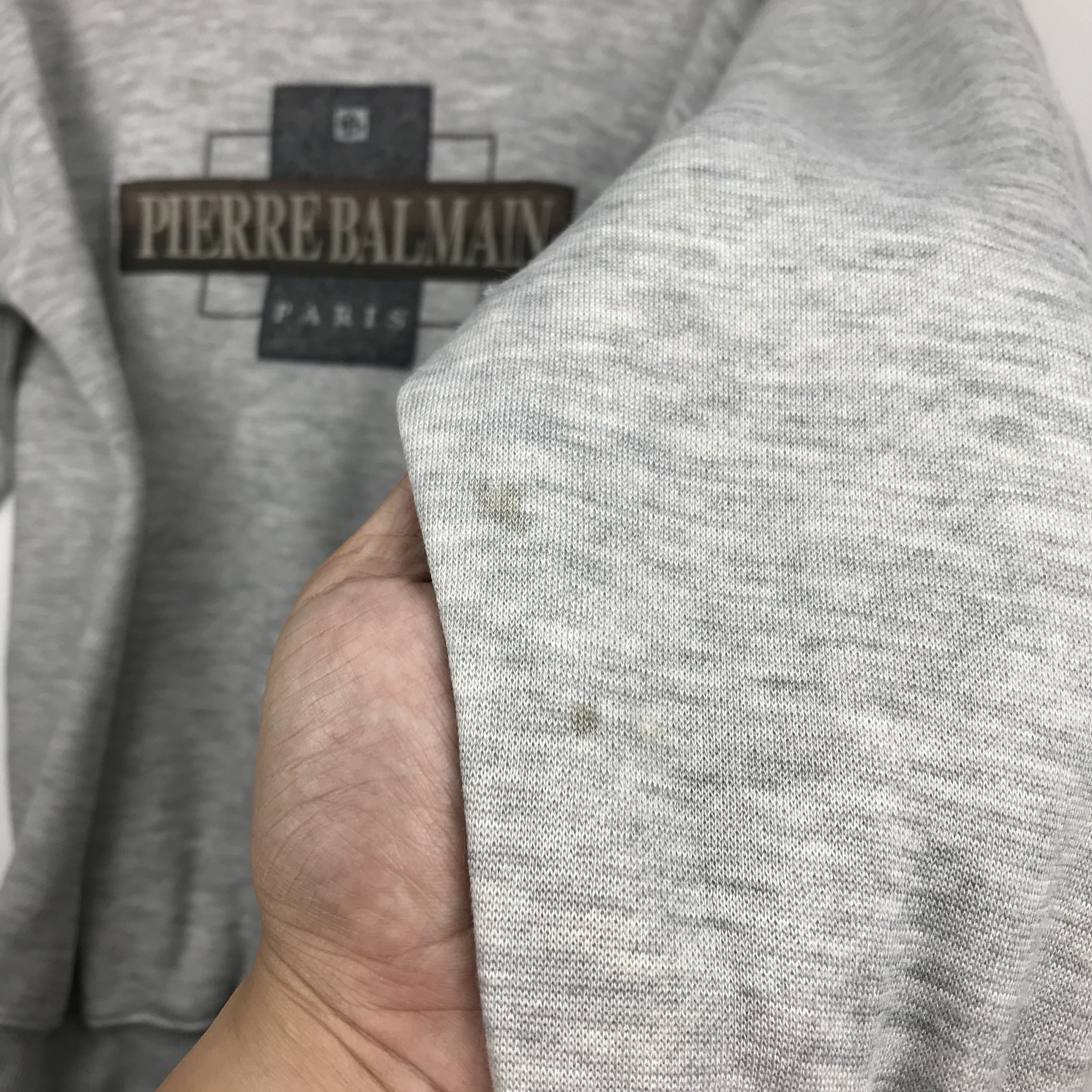 Pierre Balmain Vintage Pierre Balmain Embroidered Logo Sweatshirt Size US M / EU 48-50 / 2 - 7 Thumbnail
