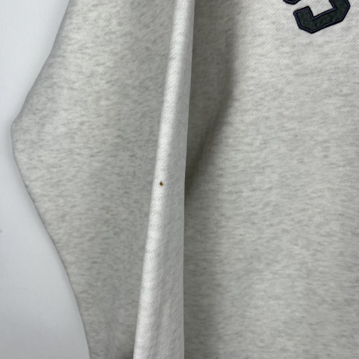 Stussy Vintage Stussy Distressed Embroidered Spell Out Sweatshirt Size US L / EU 52-54 / 3 - 13 Thumbnail