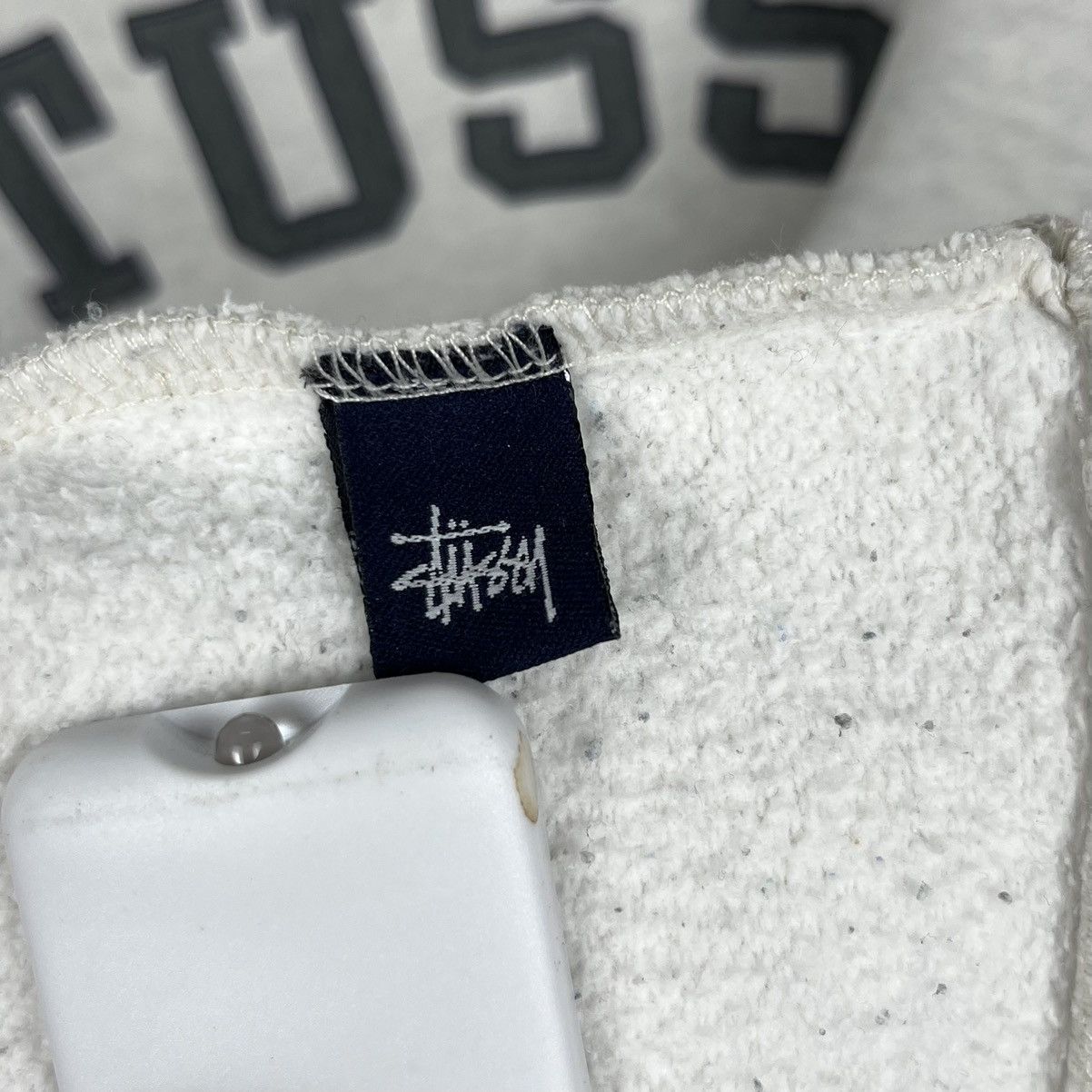 Stussy Vintage Stussy Distressed Embroidered Spell Out Sweatshirt Size US L / EU 52-54 / 3 - 9 Thumbnail