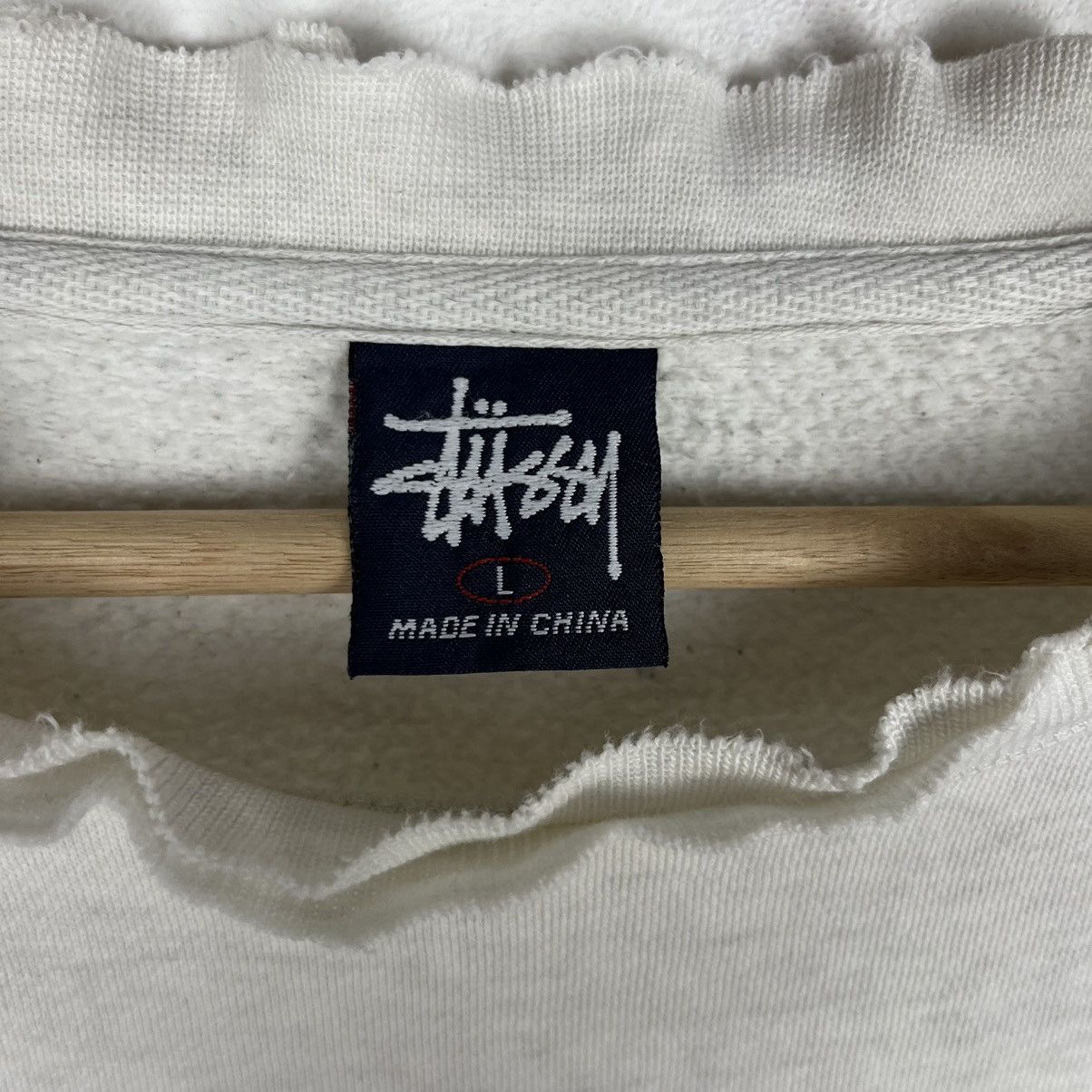 Stussy Vintage Stussy Distressed Embroidered Spell Out Sweatshirt Size US L / EU 52-54 / 3 - 4 Thumbnail