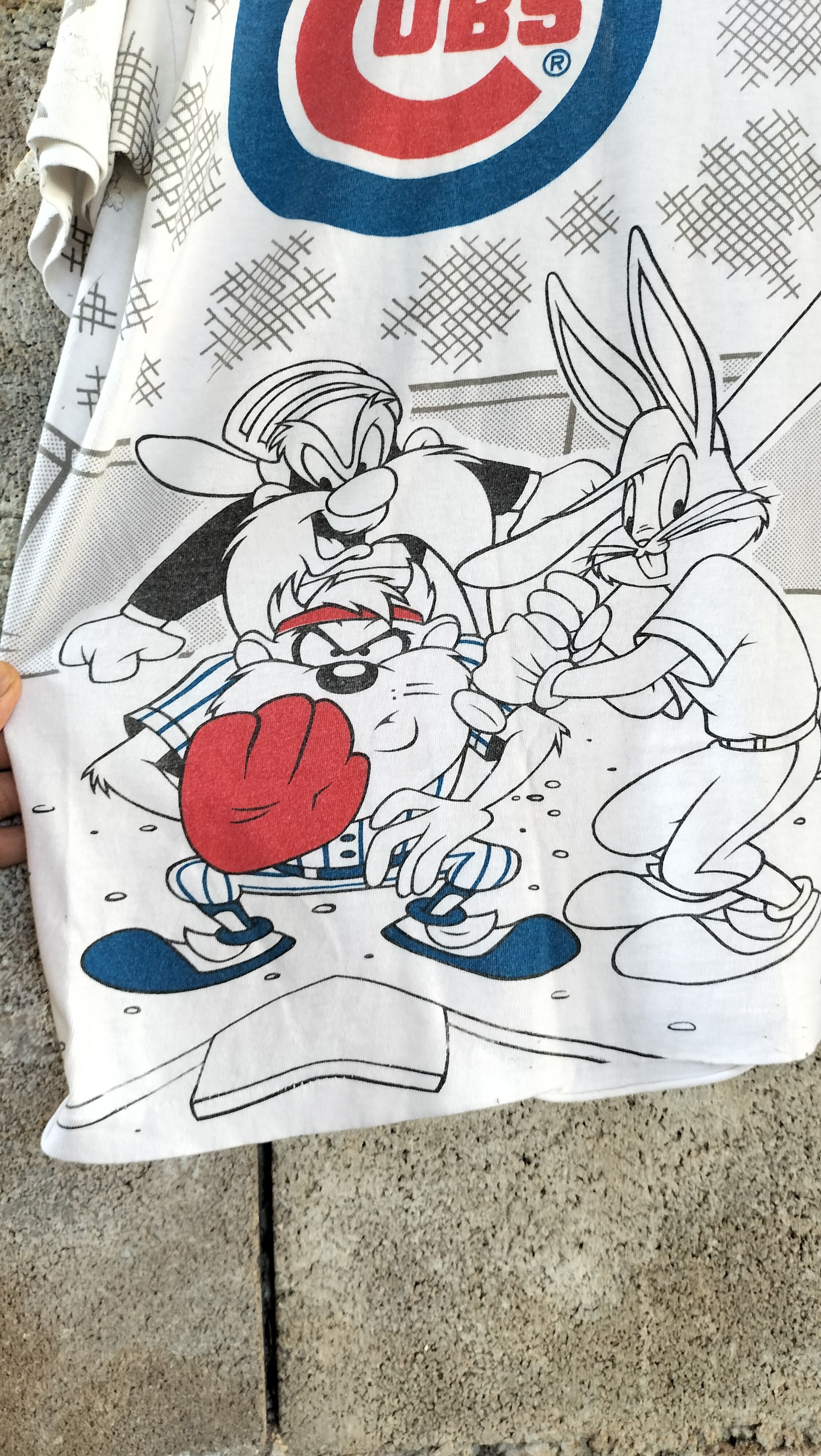 MLB Vintage 90s Warner Bros x Cubs MLB 1993 Cartoon Characters Size US L / EU 52-54 / 3 - 9 Thumbnail