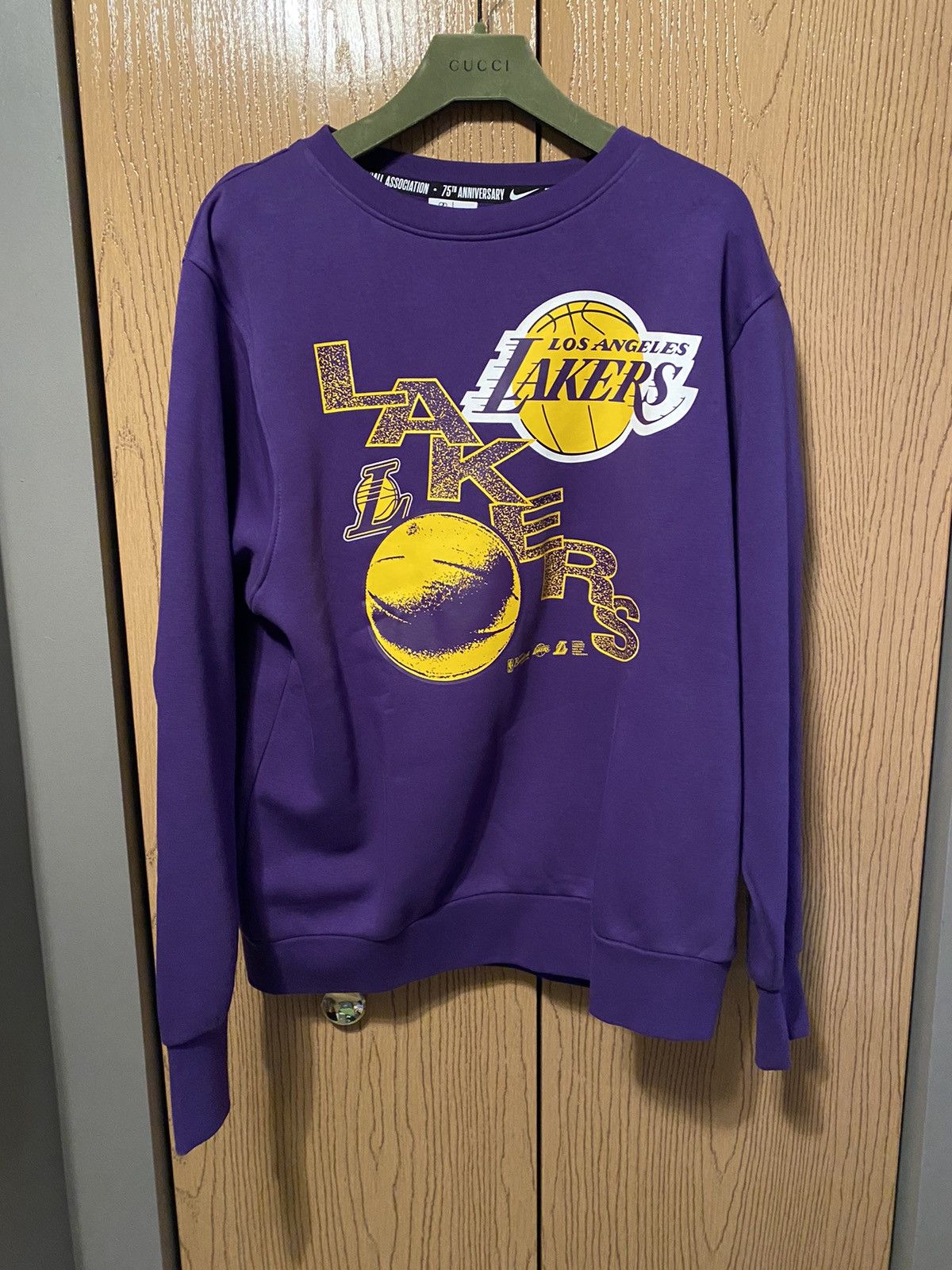 NBA × Nike Nike LA Lakers Crewneck Sz L Size US L / EU 52-54 / 3 - 1 Thumbnail