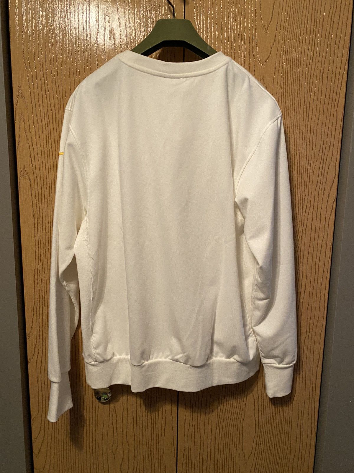 Nike Nike White Crewneck Sz L Size US L / EU 52-54 / 3 - 4 Thumbnail