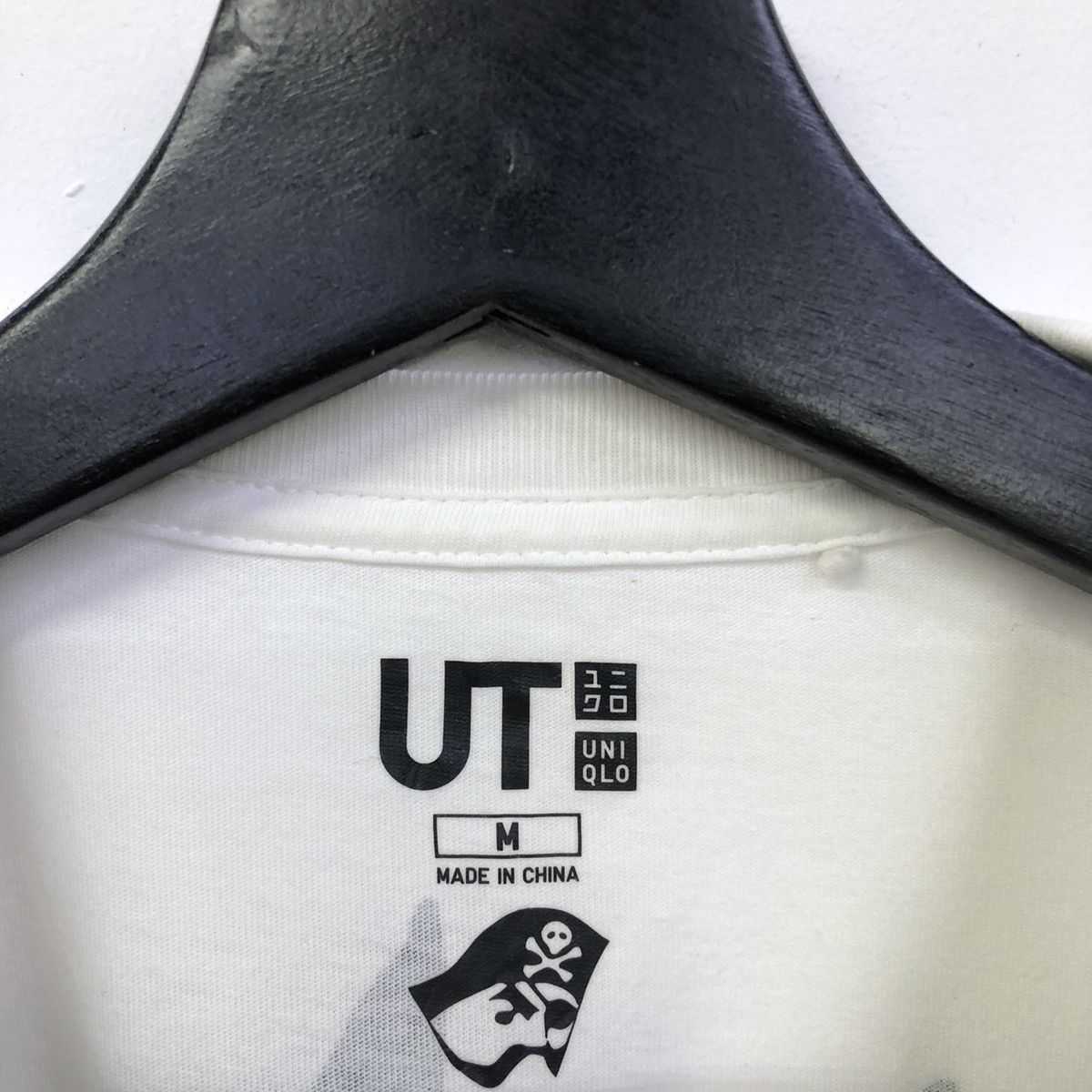 Anime Hunter X Hunter Gon Freecss Nen Skills Uniqlo Tshirt Size US M / EU 48-50 / 2 - 9 Thumbnail