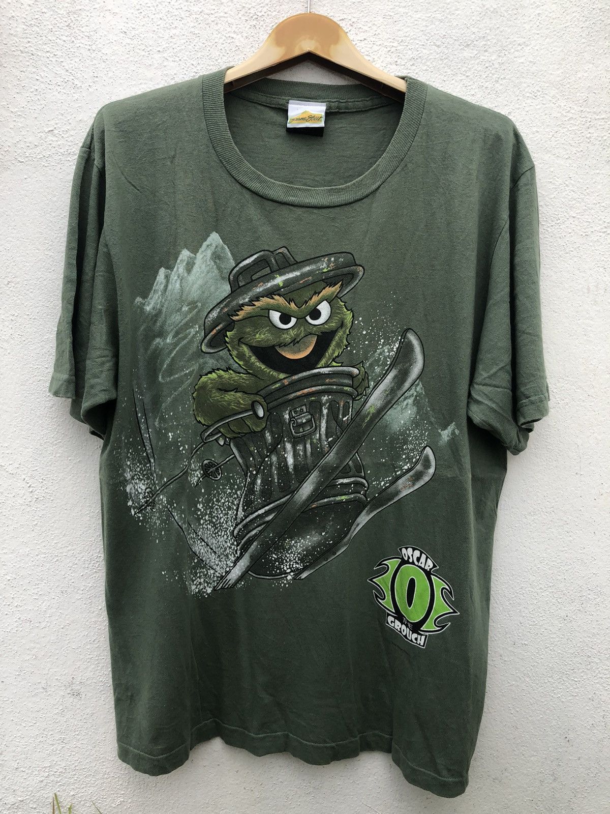 image of Cartoon Network x Made In USA Vintage Oscar The Grouch Cartoon Series in Green, Men's (Size Large)