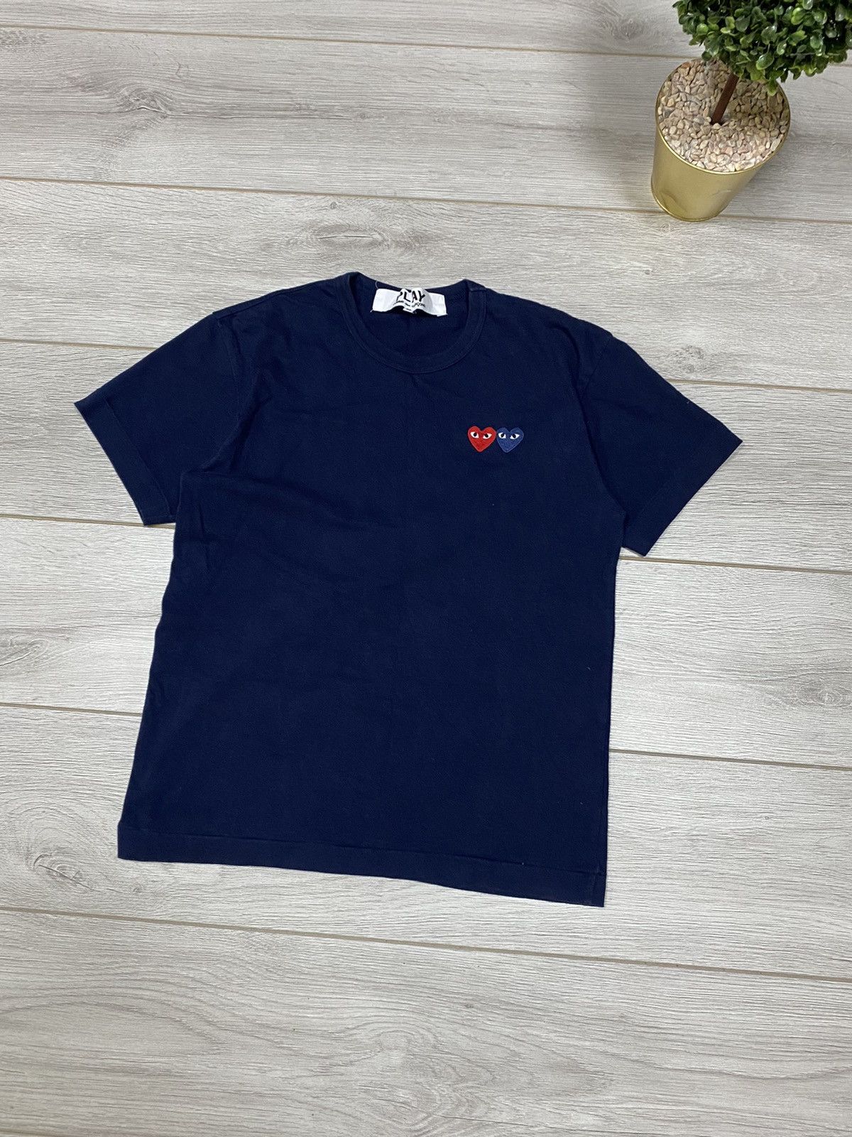 Comme des Garcons PLAY PLAY comme des garçons double heart Japanese t-shirt Size US M / EU 48-50 / 2 - 1 Thumbnail