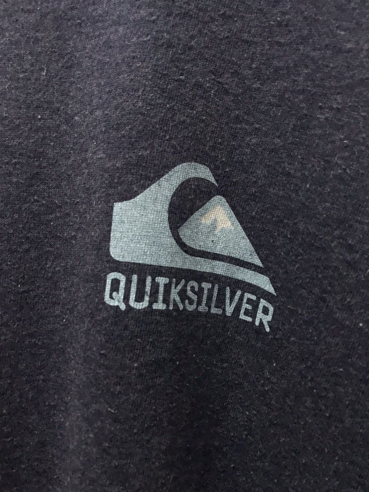 Quicksilver × Quiksilver × Vintage Vintage 90’s Quiksilver back hint tshirt Size US XL / EU 56 / 4 - 8 Thumbnail