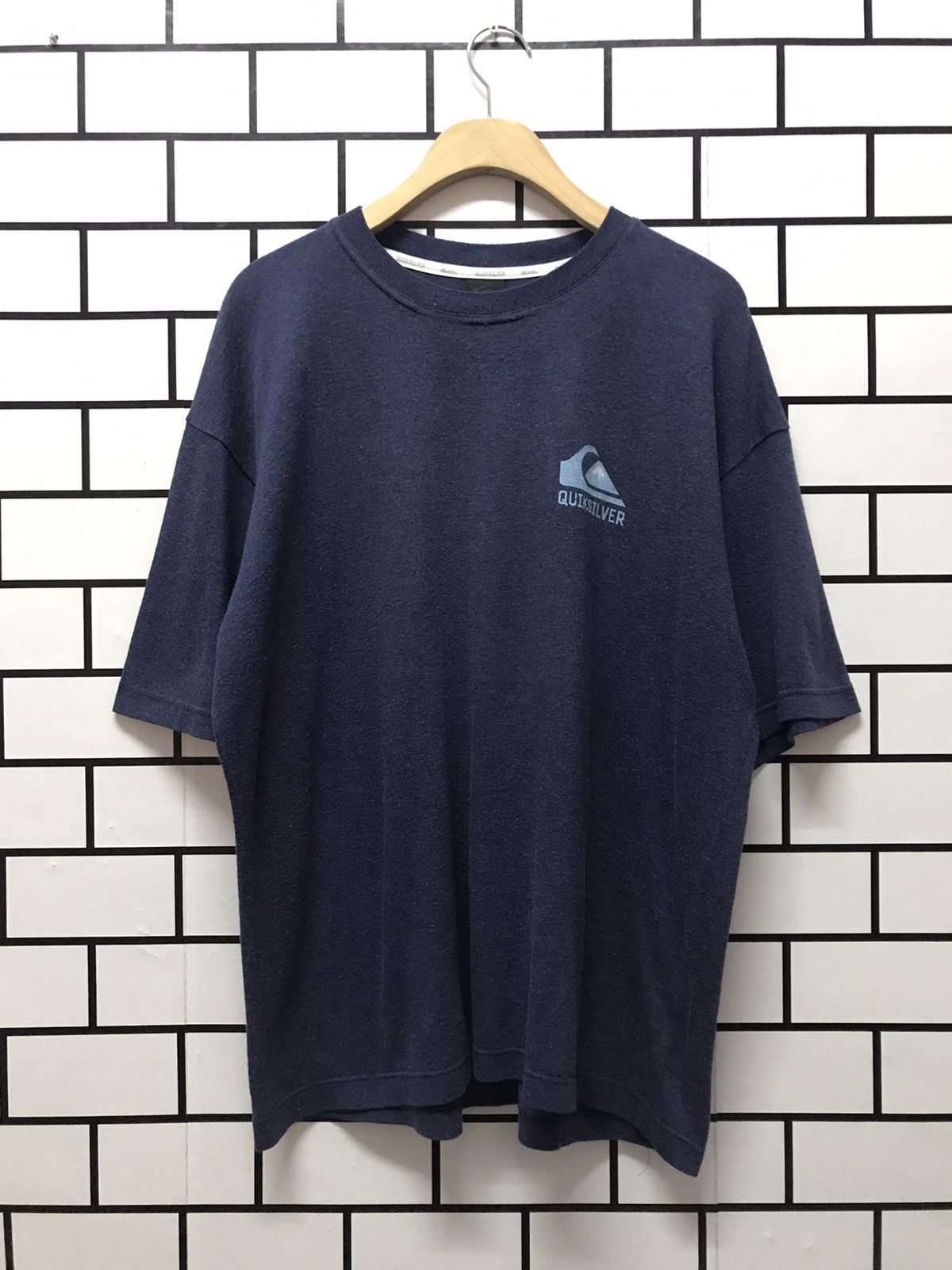 Quicksilver × Quiksilver × Vintage Vintage 90’s Quiksilver back hint tshirt Size US XL / EU 56 / 4 - 2 Thumbnail