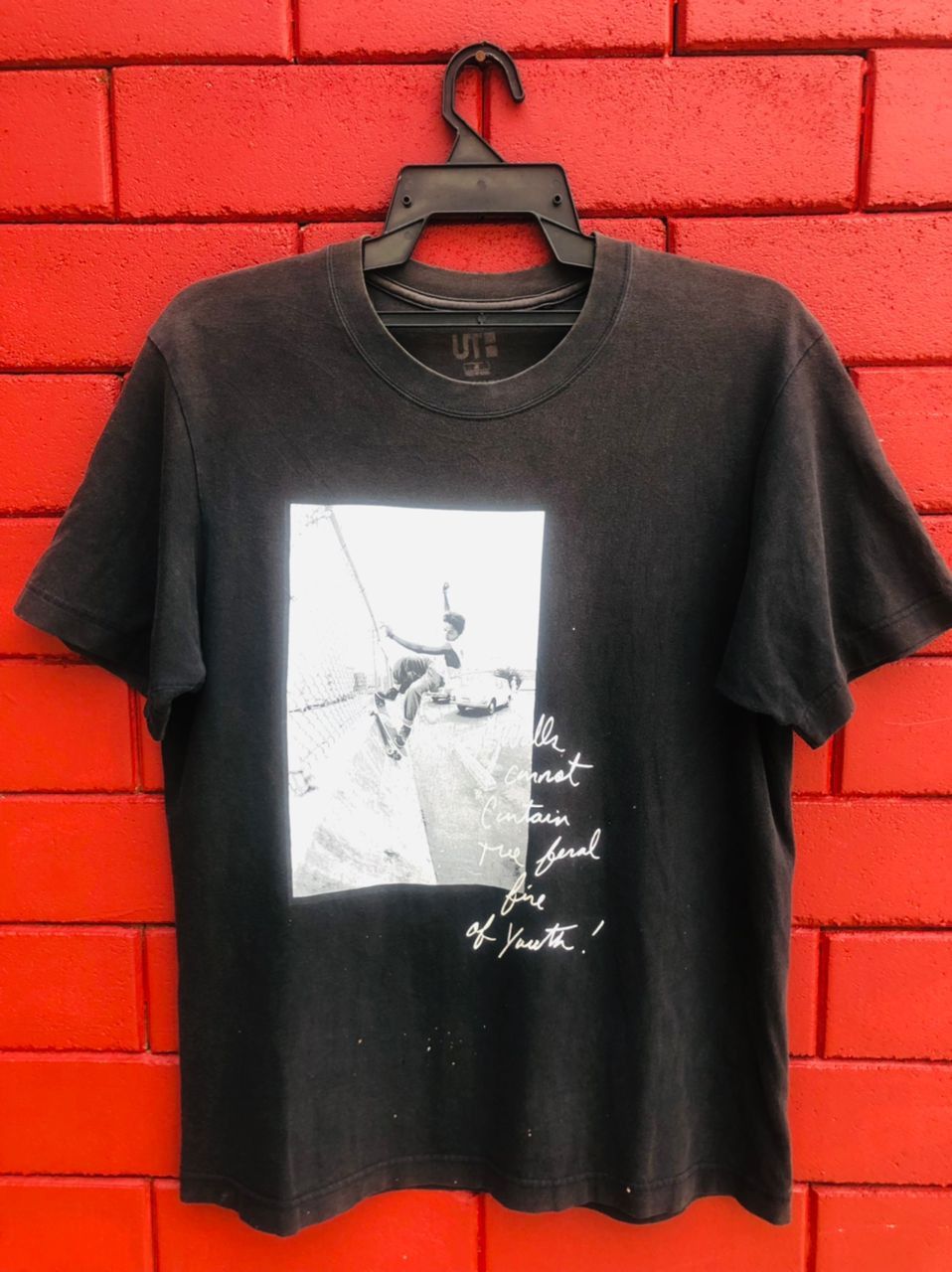 image of Vintage Tommy Guerrero Skatebording Streetwear Fashion Styl in Faded Black, Men's (Size Medium)