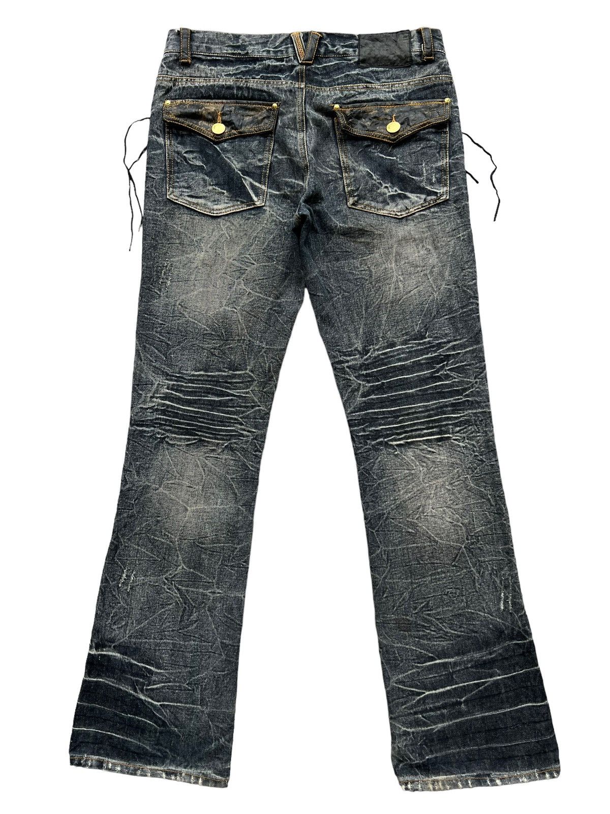 Lowbox Japan Distressed Bondage Flare Mudwash Jeans 34x33