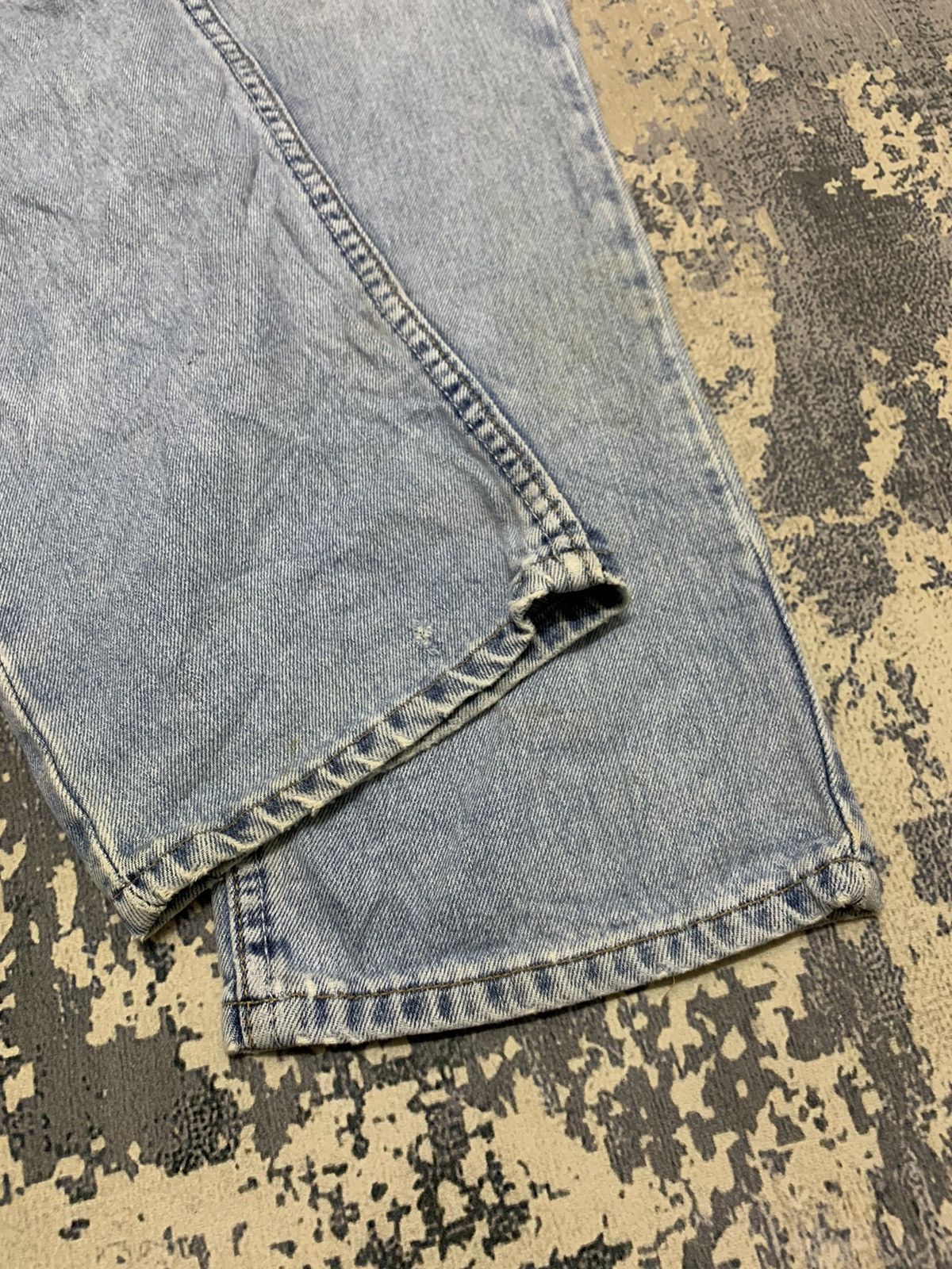 Levi's Vintage Levi’s 505 Regular Fit Distressed 90s Jeans Blue Size US 34 / EU 50 - 5 Thumbnail