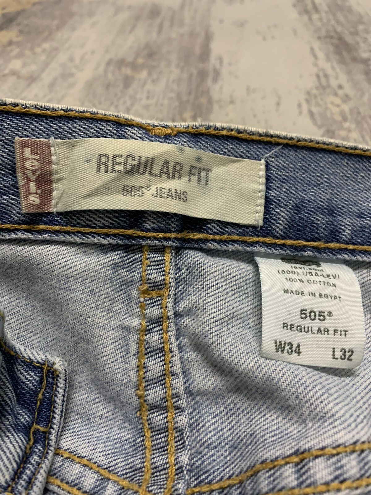 Levi's Vintage Levi’s 505 Regular Fit Distressed 90s Jeans Blue Size US 34 / EU 50 - 13 Thumbnail