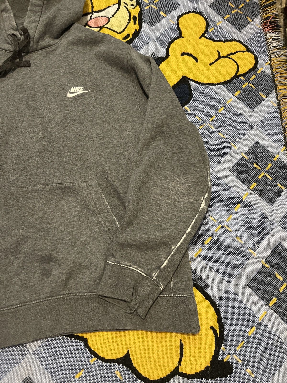 Vintage Vintage Y2K Distressed Nike Hoodie Size US L / EU 52-54 / 3 - 3 Thumbnail