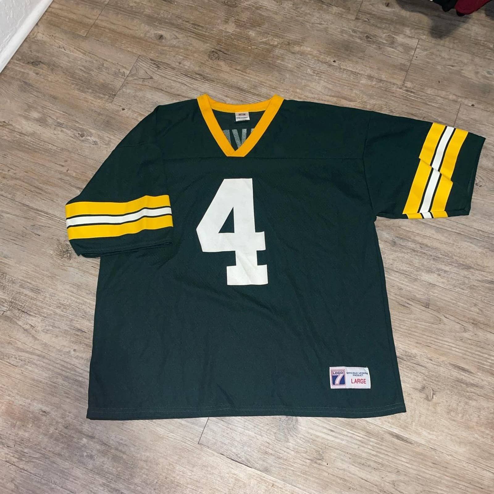 Vintage VINTAGE NFL GREEN BAY PACKERS BRETT FAVRE T SHIRT, Grailed