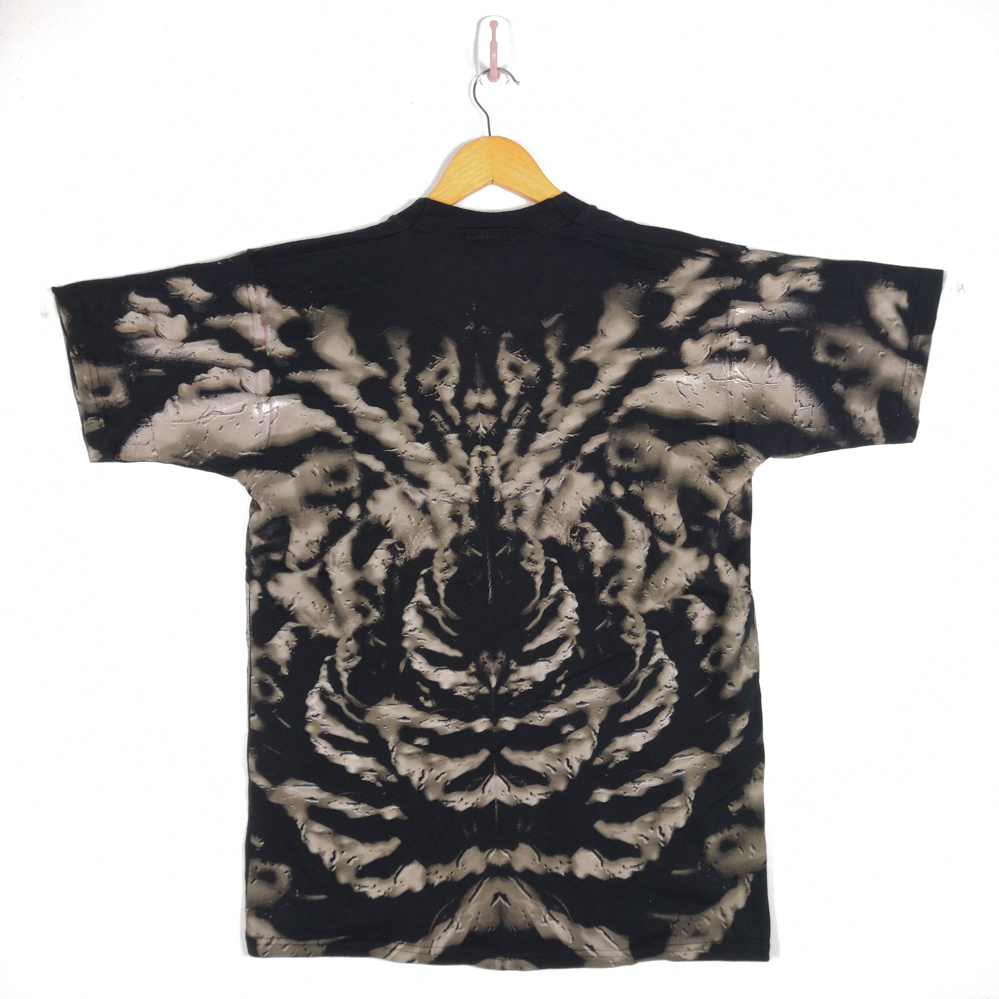 Vintage Vintage Animal T-Shirt Habitat Elephant Over Print Tee Size US L / EU 52-54 / 3 - 4 Thumbnail