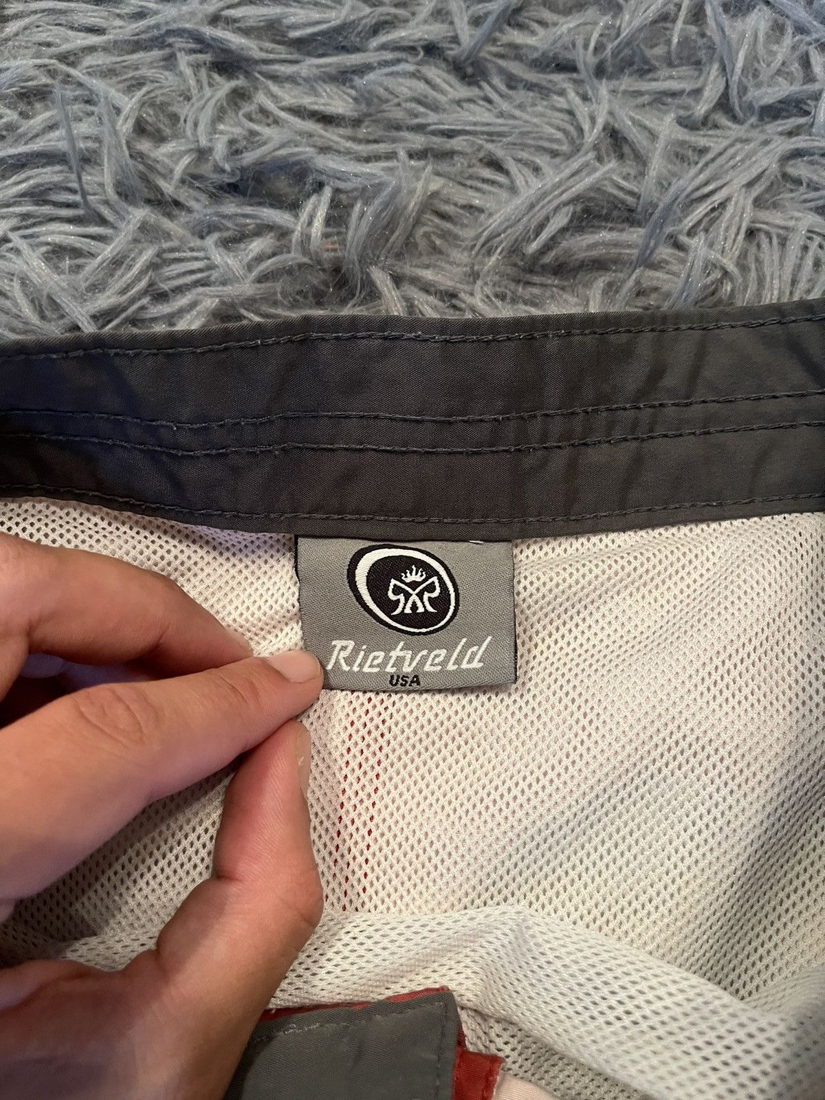 Vintage Rietveld Y2K vintage Hawaiian graphic totems shorts Size US 28 / EU 44 - 9 Thumbnail