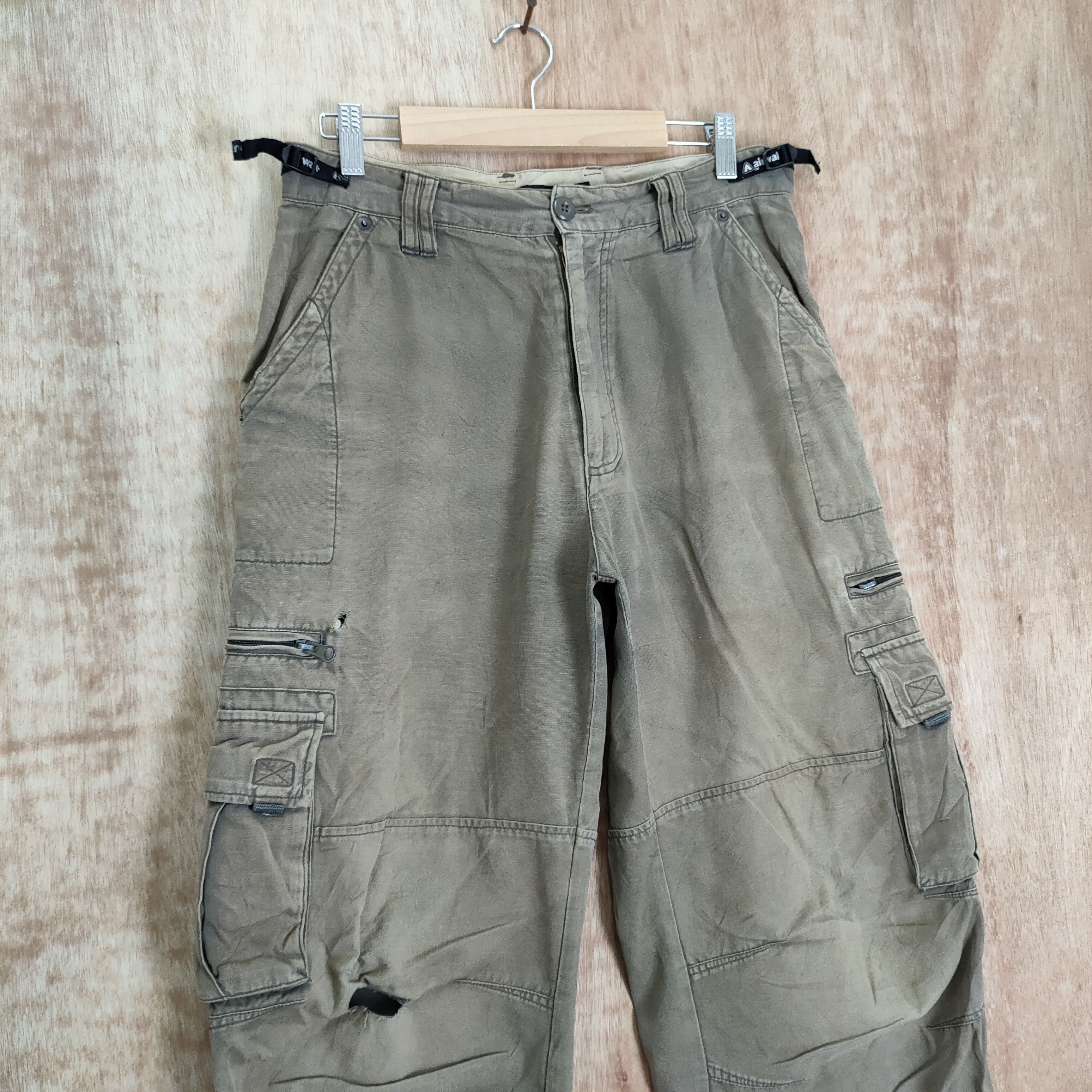 Japanese Brand VINTAGE JAPANESE FADED DISTRESSED KNEE CARGO PANTS Size US 32 / EU 48 - 9 Thumbnail