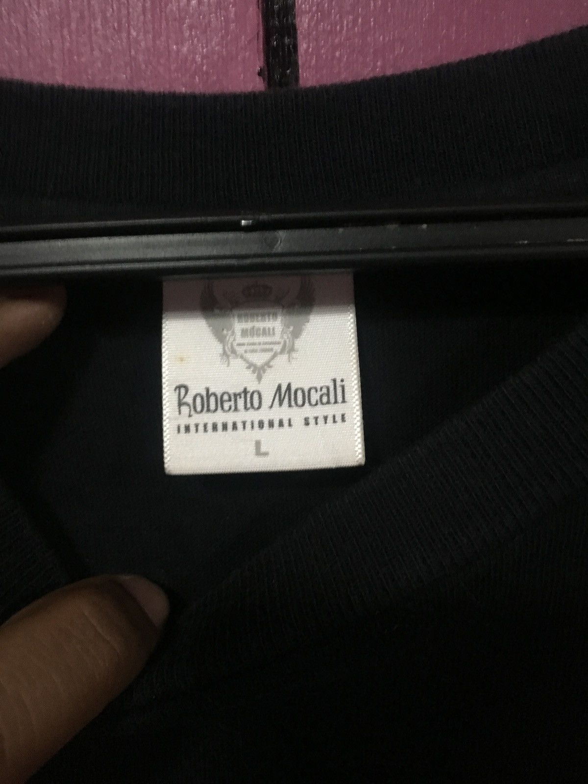 Vintage ROBERTO MOCALI BLACK SIZE L TEE SHIRT ITALY Size US L / EU 52-54 / 3 - 4 Thumbnail