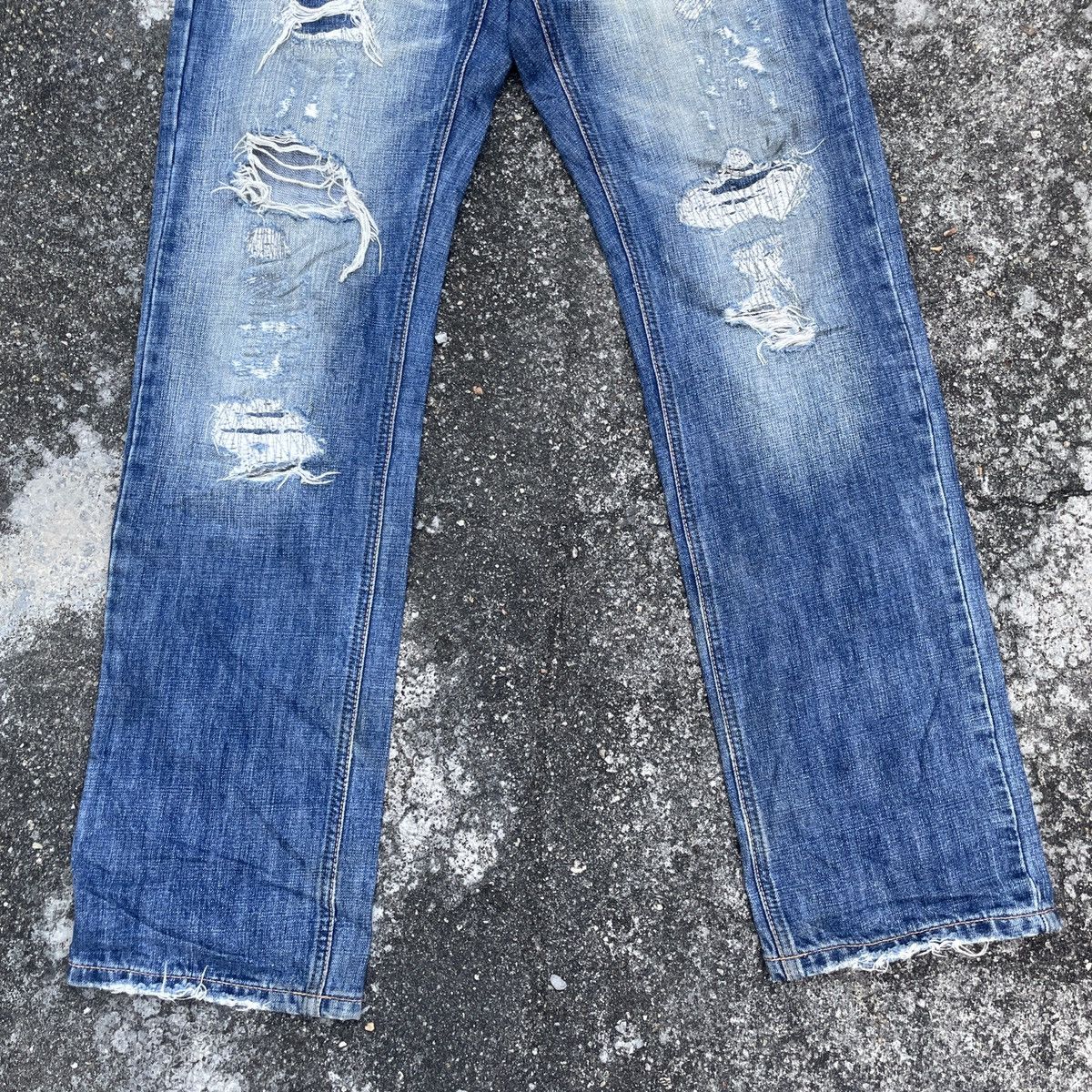 Japanese Brand Vintage Unbranded Patchwork Distressed Denim Jeans Size US 31 - 4 Thumbnail
