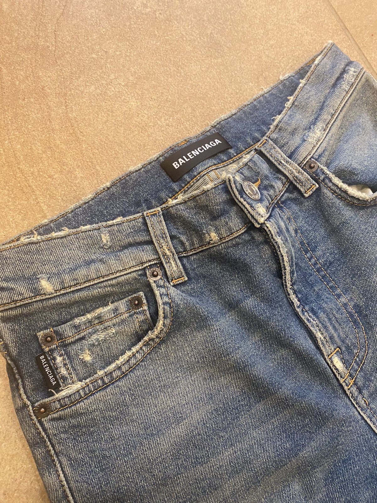 Balenciaga Balenciaga Washed Distressed Denim Jeans Size US 29 - 5 Thumbnail