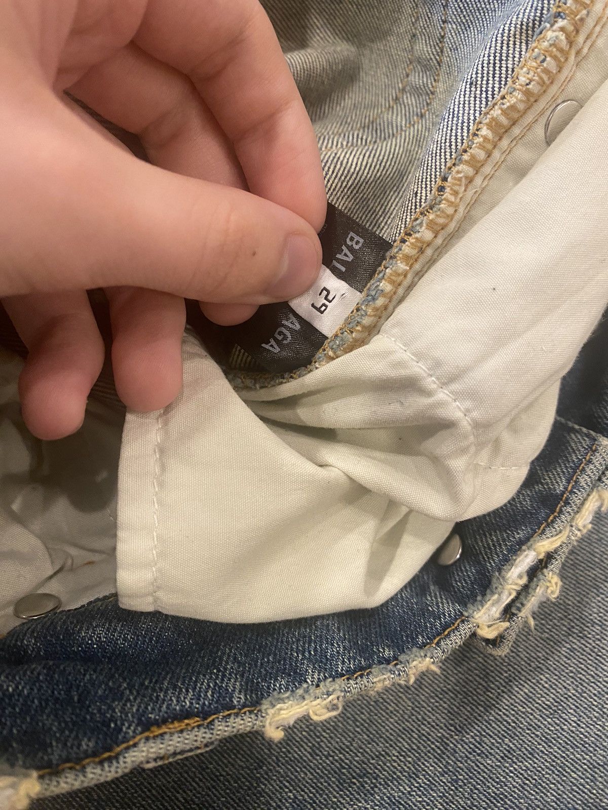 Balenciaga Balenciaga Washed Distressed Denim Jeans Size US 29 - 9 Thumbnail