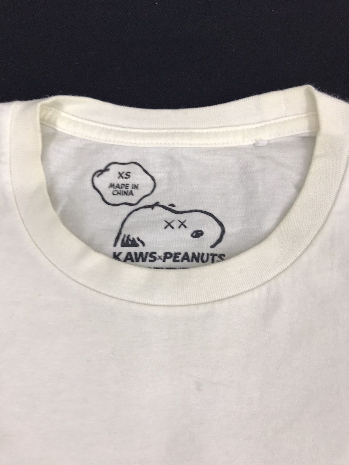 Kaws Kaws X Peanuts Co Snoopy Pocket Tee XS White Streetwear Size XS / US 0-2 / IT 36-38 - 3 Thumbnail