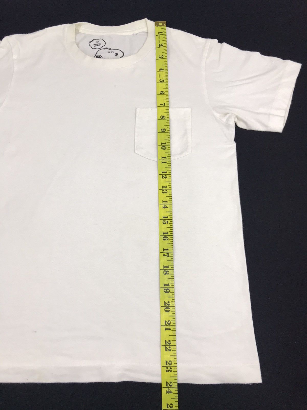 Kaws Kaws X Peanuts Co Snoopy Pocket Tee XS White Streetwear Size XS / US 0-2 / IT 36-38 - 10 Thumbnail