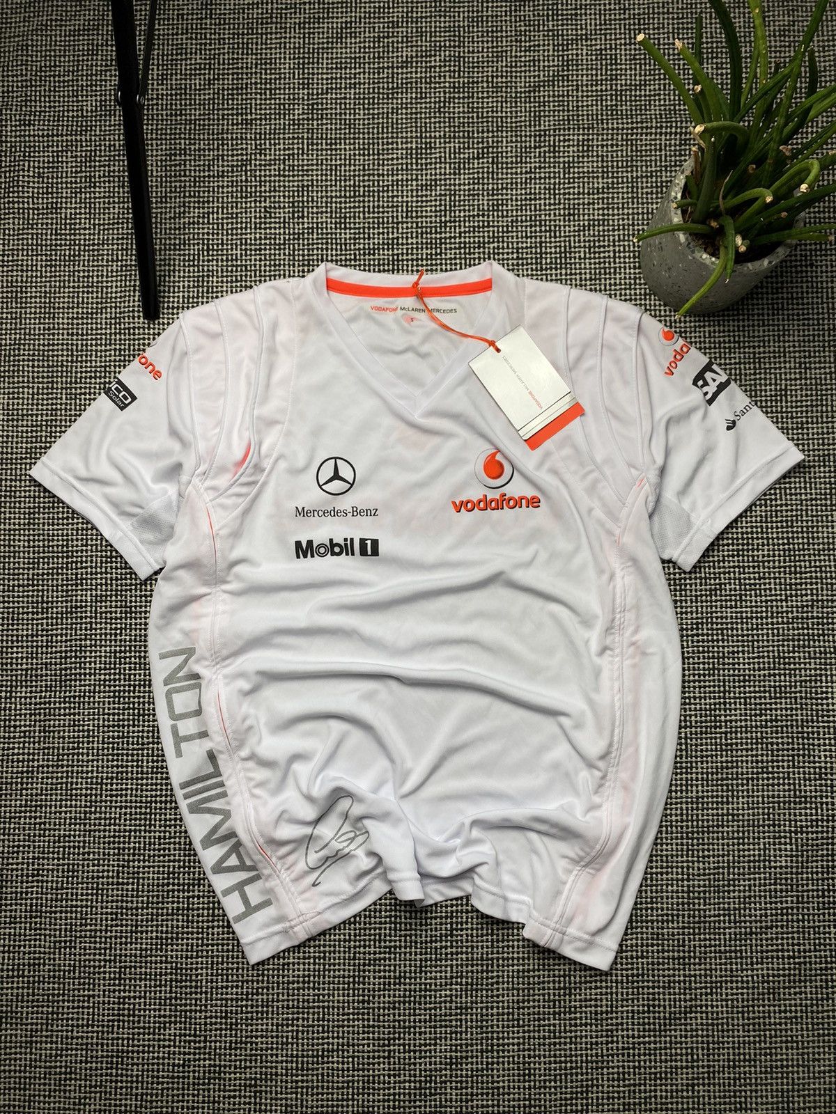 Formula 1 × Malcolm McLaren × Mercedes-Benz Rare vintage McLaren Mercedes T-shirt new y2k Size US S / EU 44-46 / 1 - 1 Thumbnail