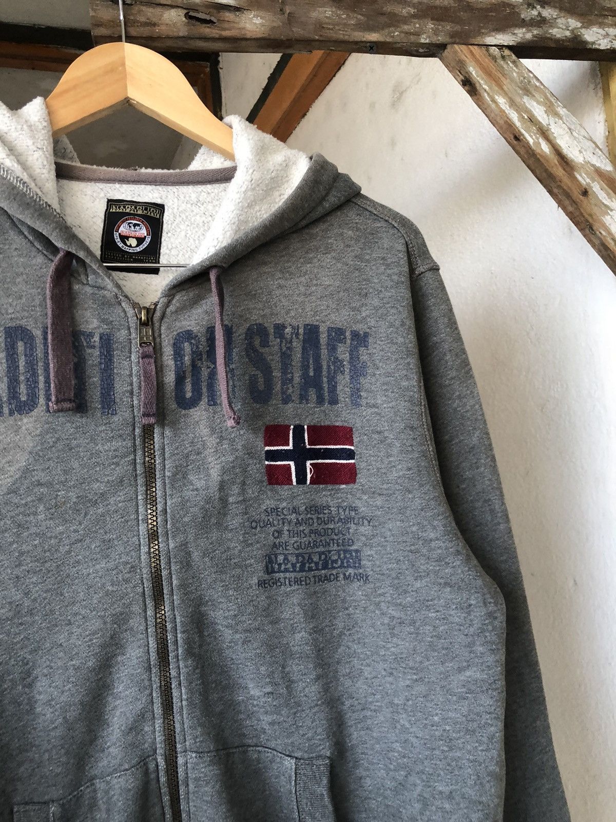 Napapijri Vintage Napapijri Zipper Sweater Hoodie Size US M / EU 48-50 / 2 - 7 Thumbnail
