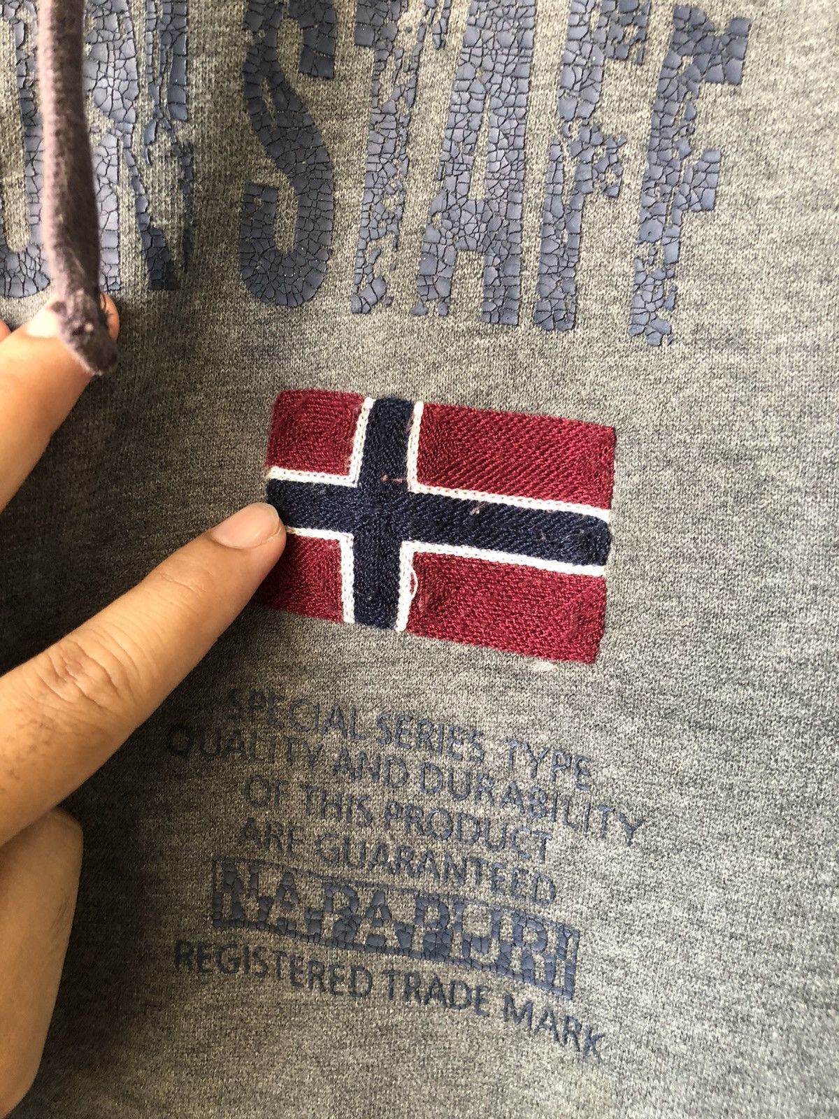 Napapijri Vintage Napapijri Zipper Sweater Hoodie Size US M / EU 48-50 / 2 - 9 Thumbnail
