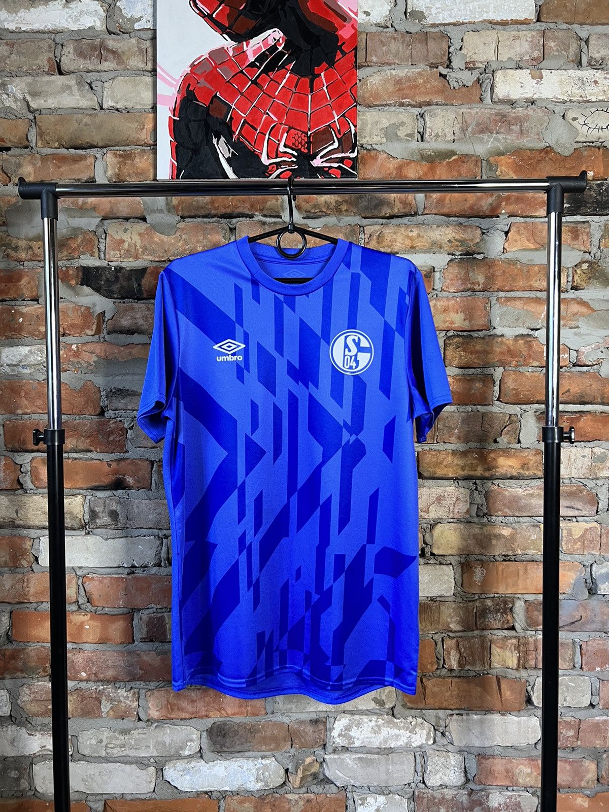 Umbro Shalke 04 soccer jersey Umbro size M Size US M / EU 48-50 / 2 - 1 Thumbnail